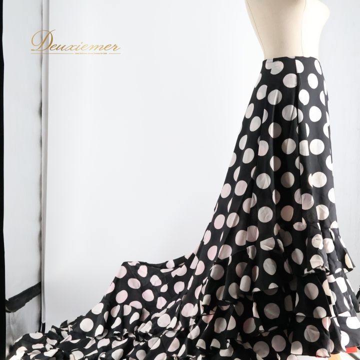 フラメンコ 衣装 バタデコーラ ファルダ スカート 黒 ボランテ 水玉