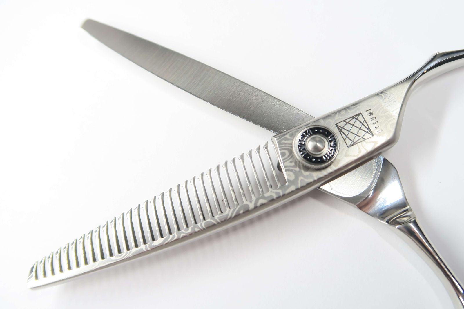 Sランク【UTSUMI ウツミ 内海】 MS113 セニング 美容師・理容師 6.0