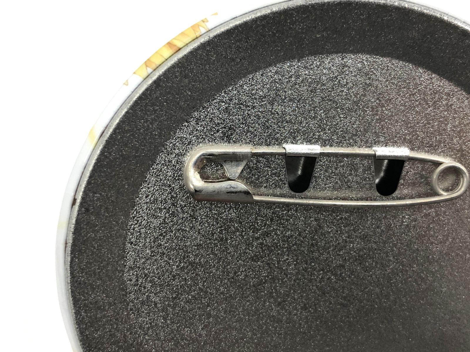 小牧店】コードギアス ルルーシュ 缶バッジ ひまわり 【T717-0948