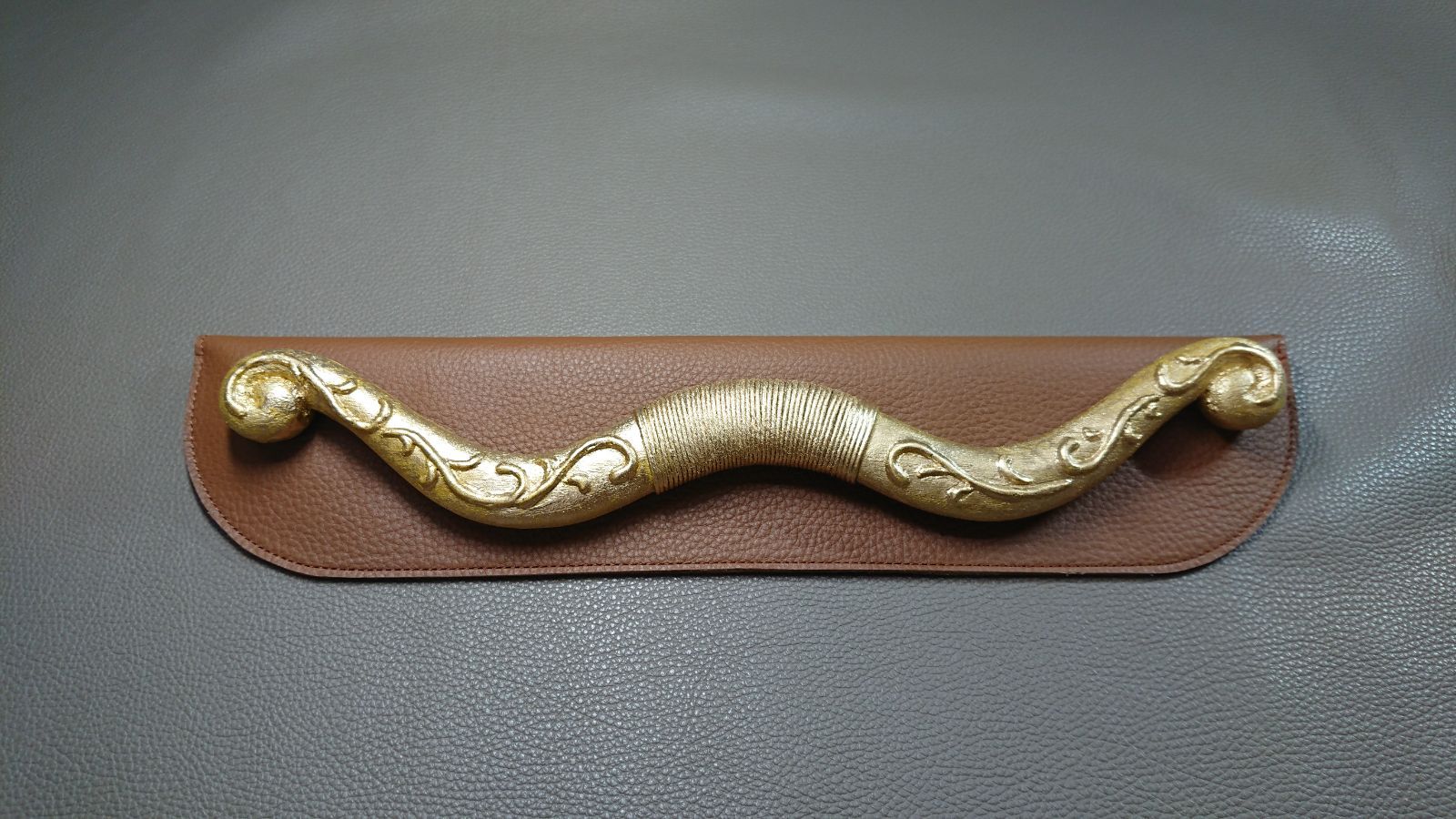 バレエ 小物 ダイアナの弓 （革ケース付） - メルカリ