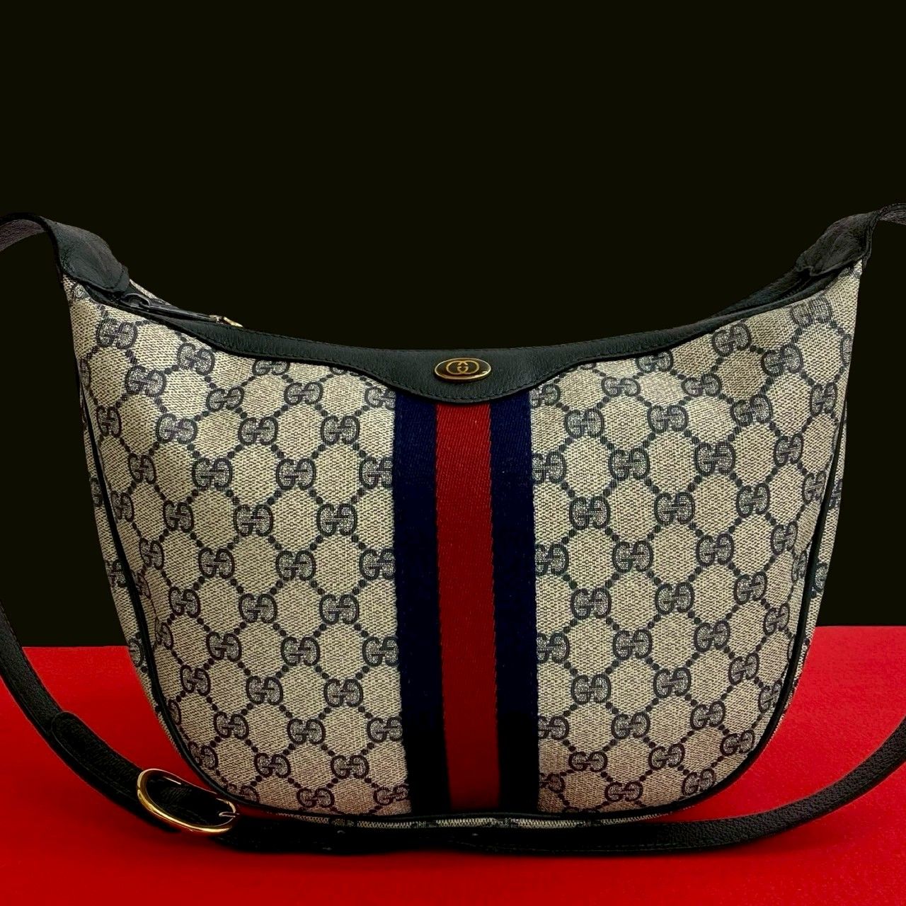 極 美品 GUCCI グッチ オールドグッチ シェリーライン GG ロゴ 柄 金具