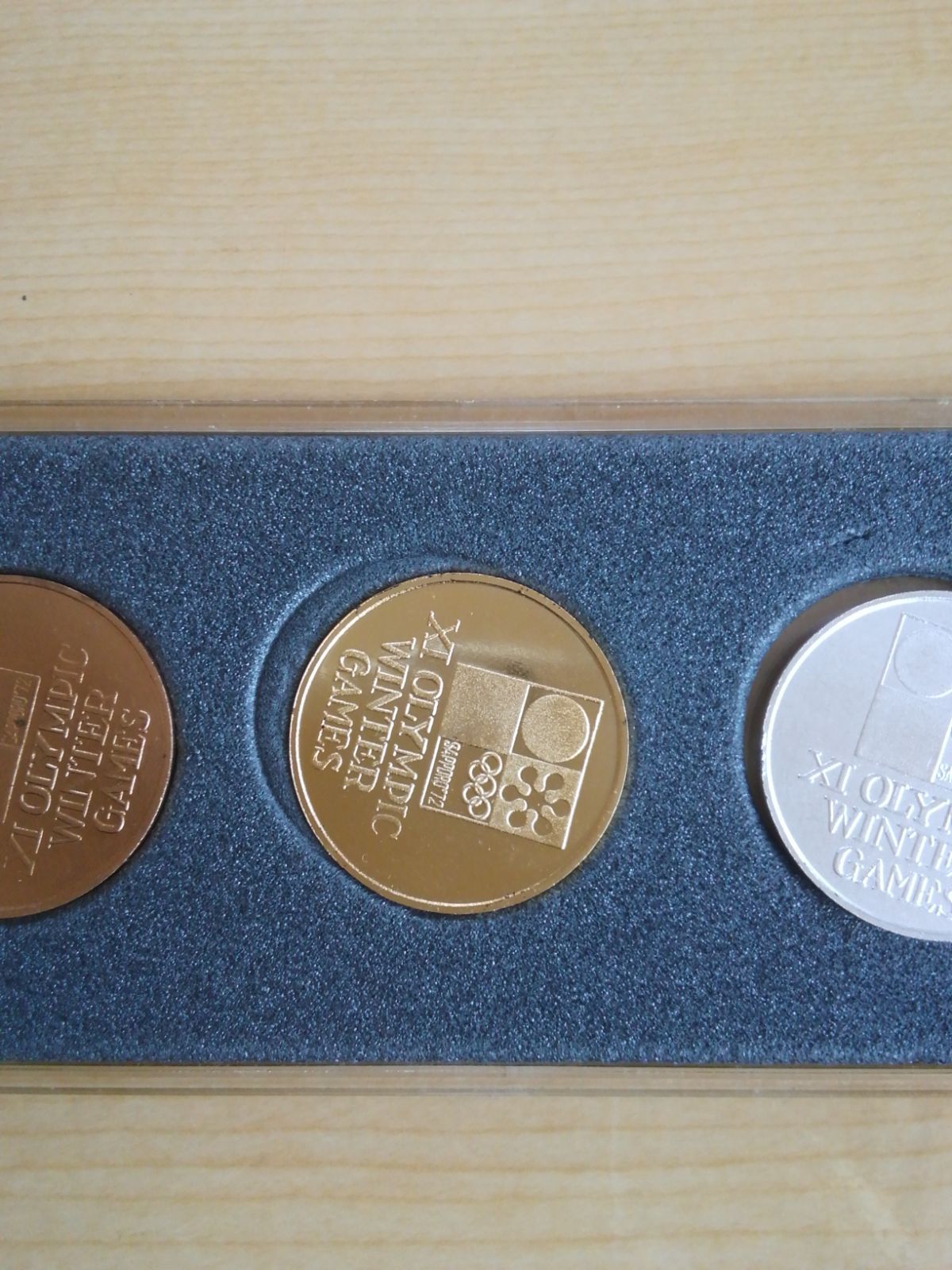 1972年札幌冬季オリンピック記念メダル 金銀銅セット - メルカリ