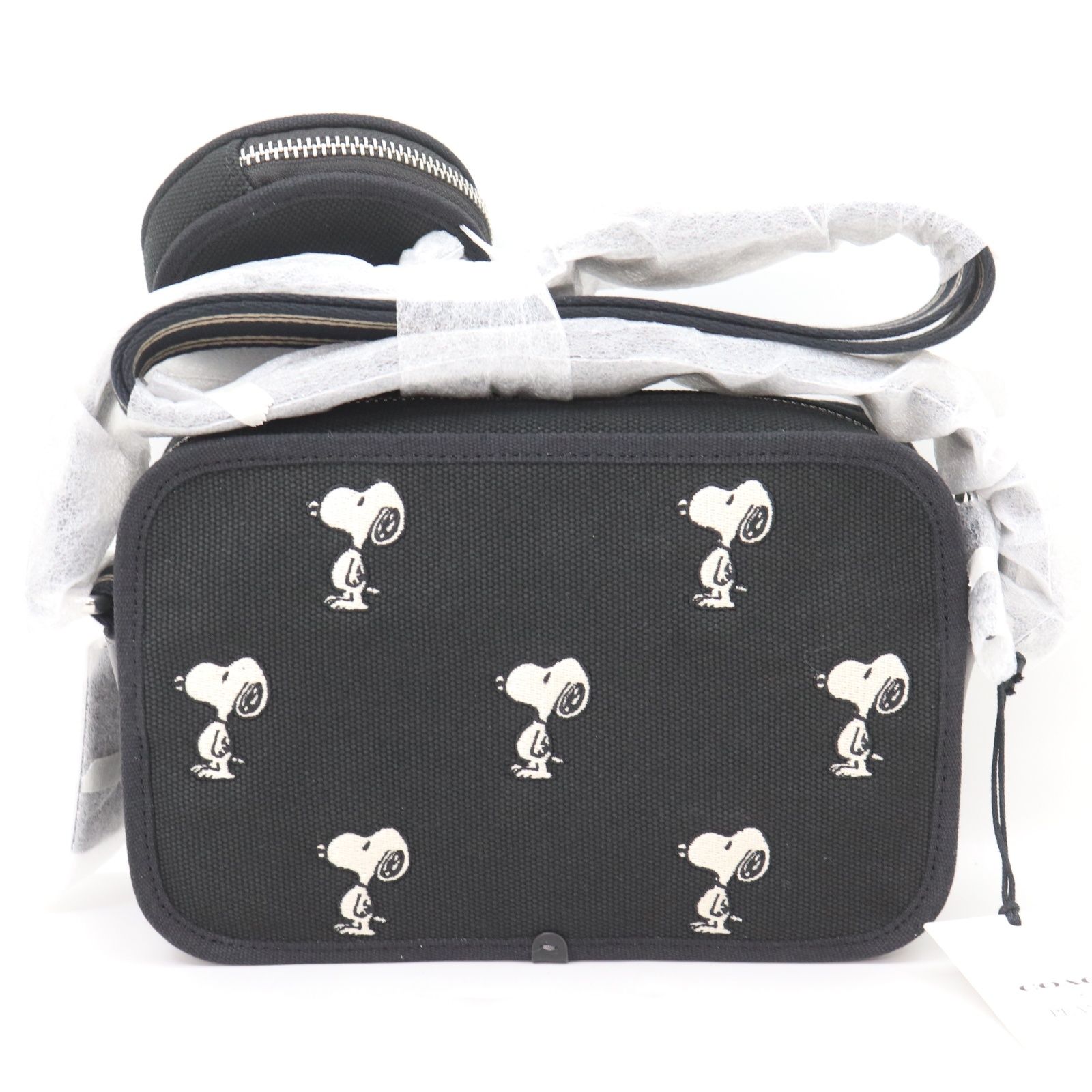 ITJ9J75YO98E 新品未使用 COACH コーチ スヌーピーコラボ カーゴ