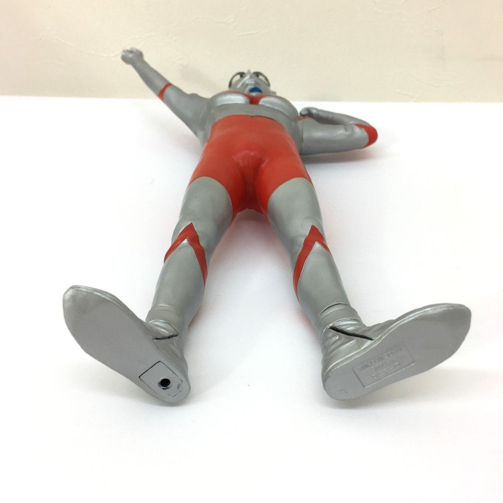 ☆美品 エクスプラス ウルトラマン Cタイプ 登場ポーズ フィギュア