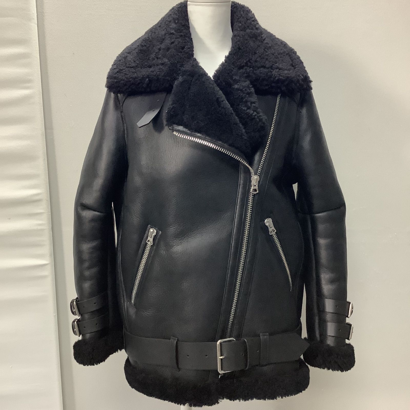 Acne studios Velocite ムートン ジャケット FN-WN-LEAT000122 - メルカリ