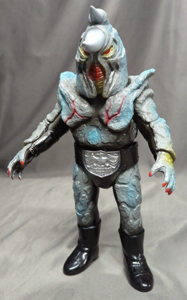 メディコム・トイ 東映レトロソフビコレクション 仮面ライダー サイ