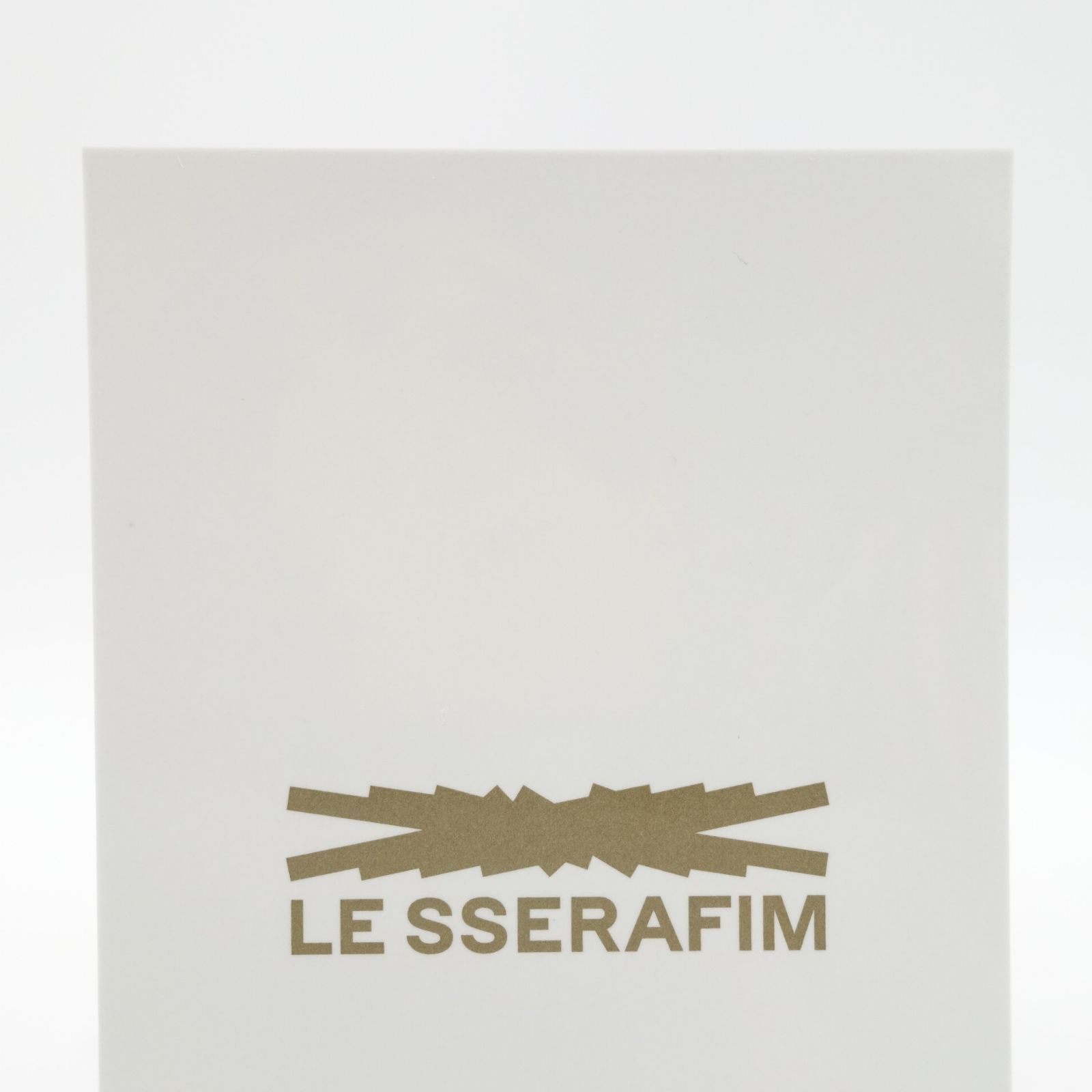 LE SSERAFIM カズハ antifragile ユニバ ラキドロ トレカ フォト