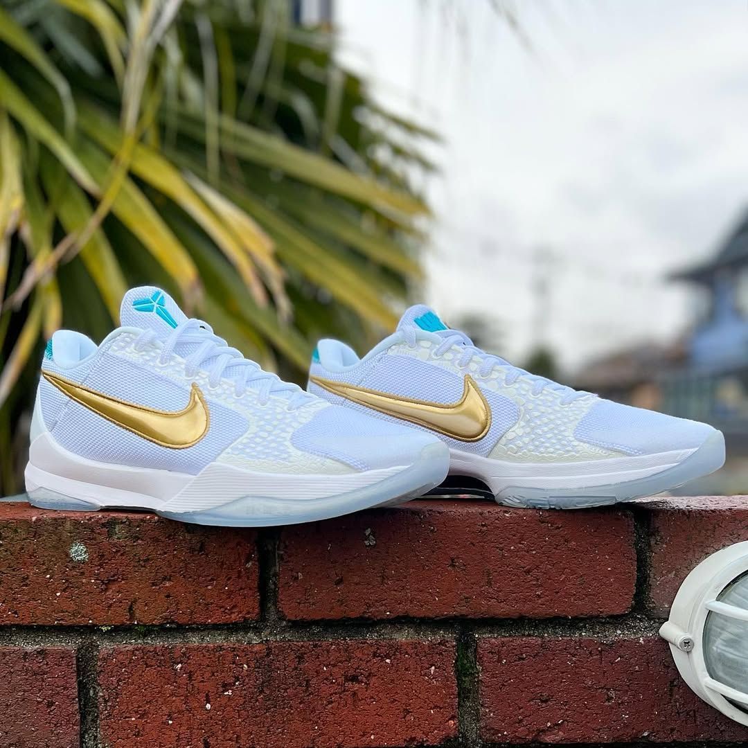 NIKE KOBE 5 PROTRO 'UNDEFEATED WHAT IF PACK' ナイキ コービー