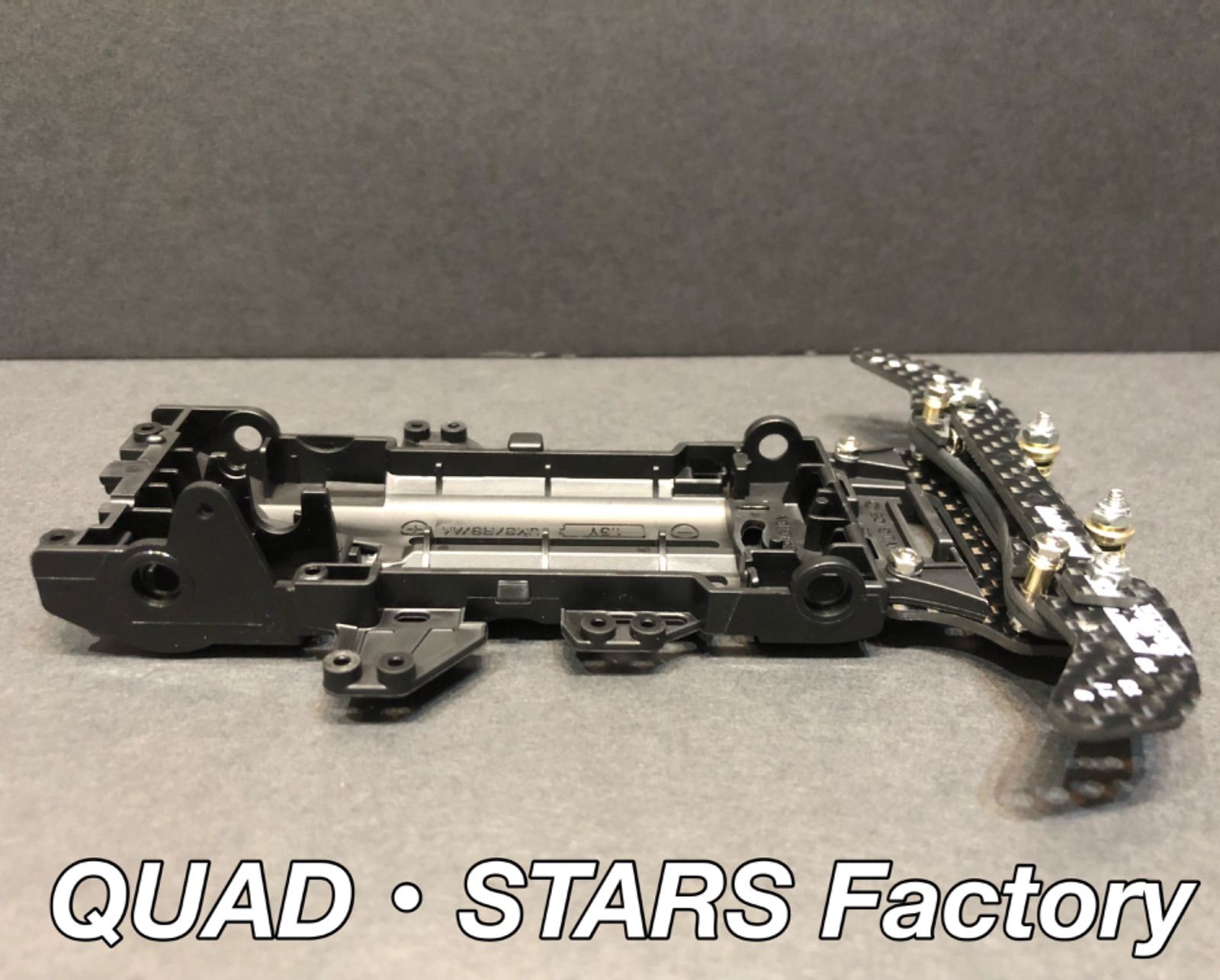 ミニ四駆・カスタムパーツ】VZシャーシ用 2軸ATピボットバンパー J