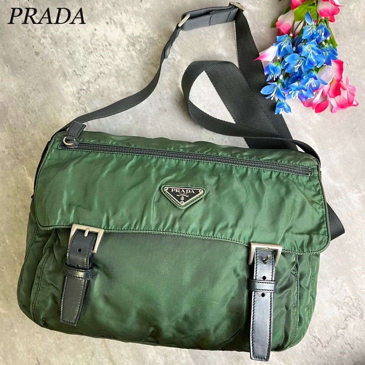 良品！✨】PRADA プラダ ショルダーバッグ メッセンジャー 三角ロゴ