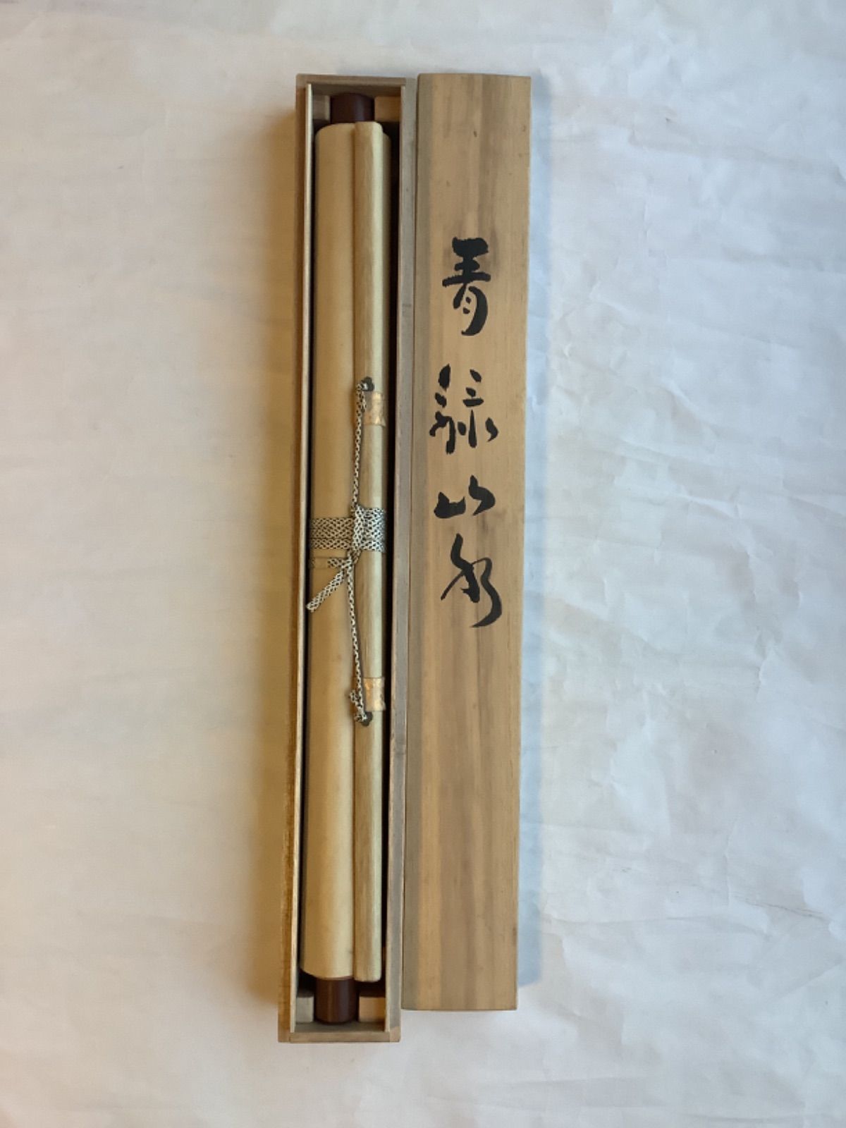 掛軸M009[田口春道 青緑山水]絹本 共箱 日本画 風景画 床間 飾り