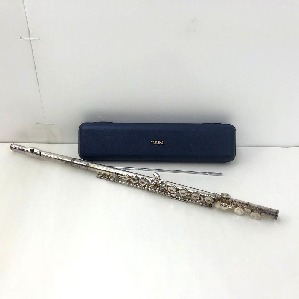 □YAMAHA ヤマハ 211S フルート ケース付き スレ・変色等あり