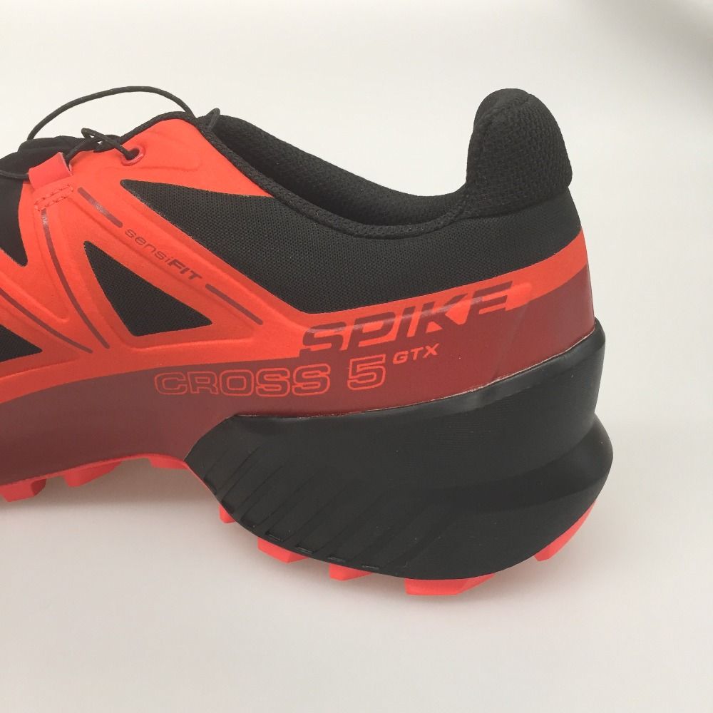 △△SALOMON サロモン ランニングシューズ スパイクGORE-TEX 未使用品