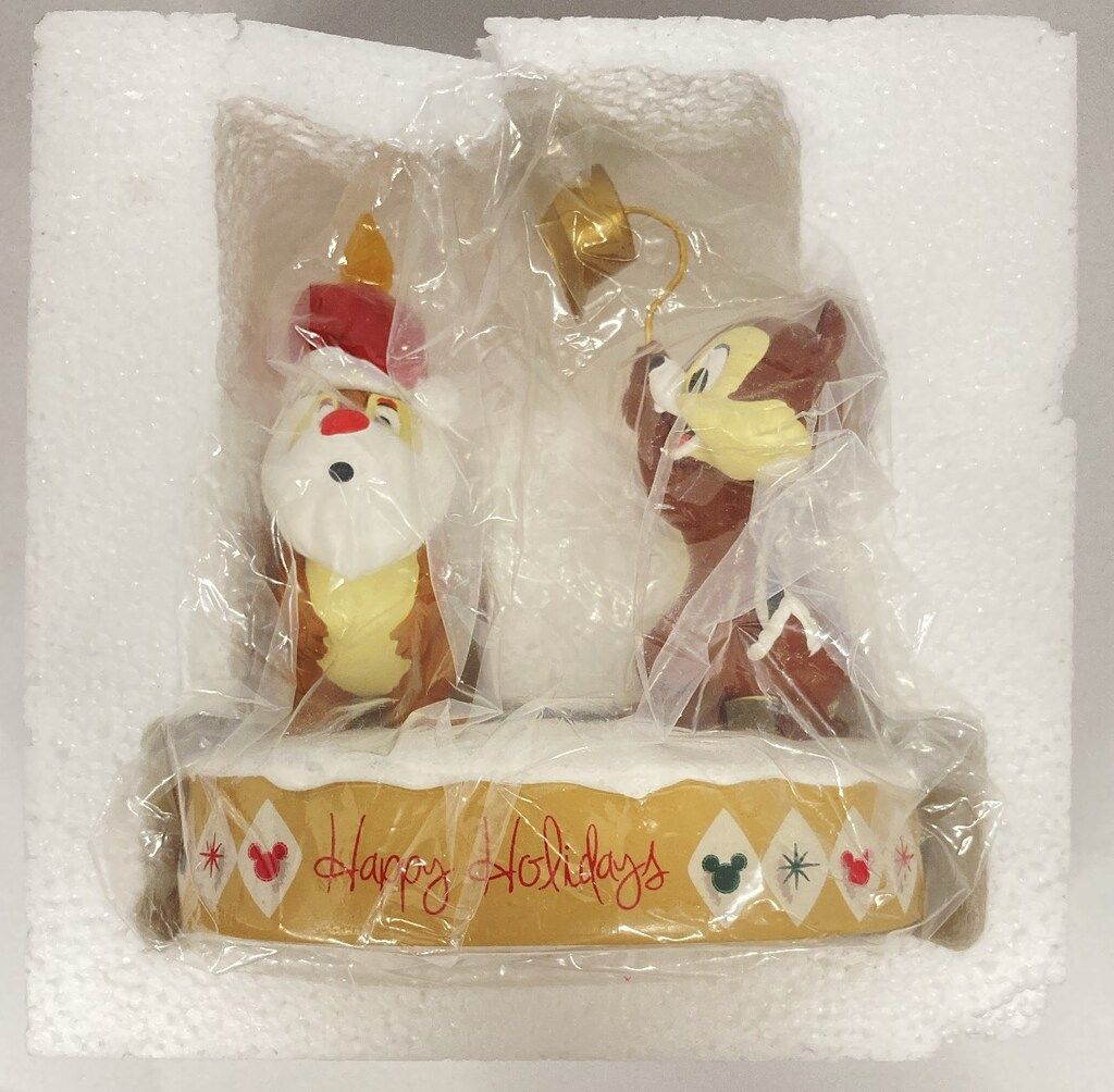 ディズニーストア LEDライト Happy Holidays チップ&デール セット