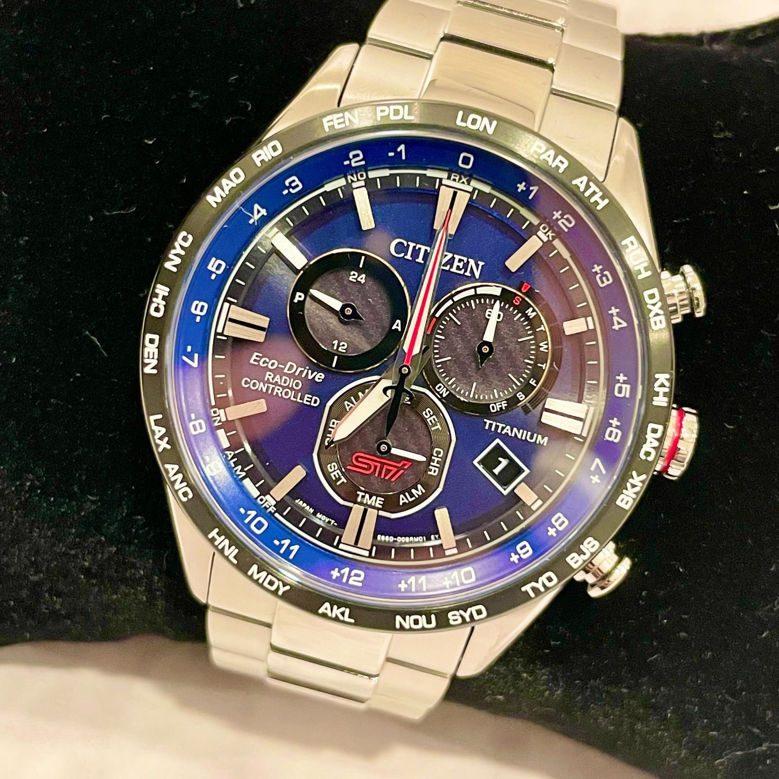 ∞SUBARU×CITIZEN STI SPORTS CHRONOGRAPH 2025 STSG24100010 チタン