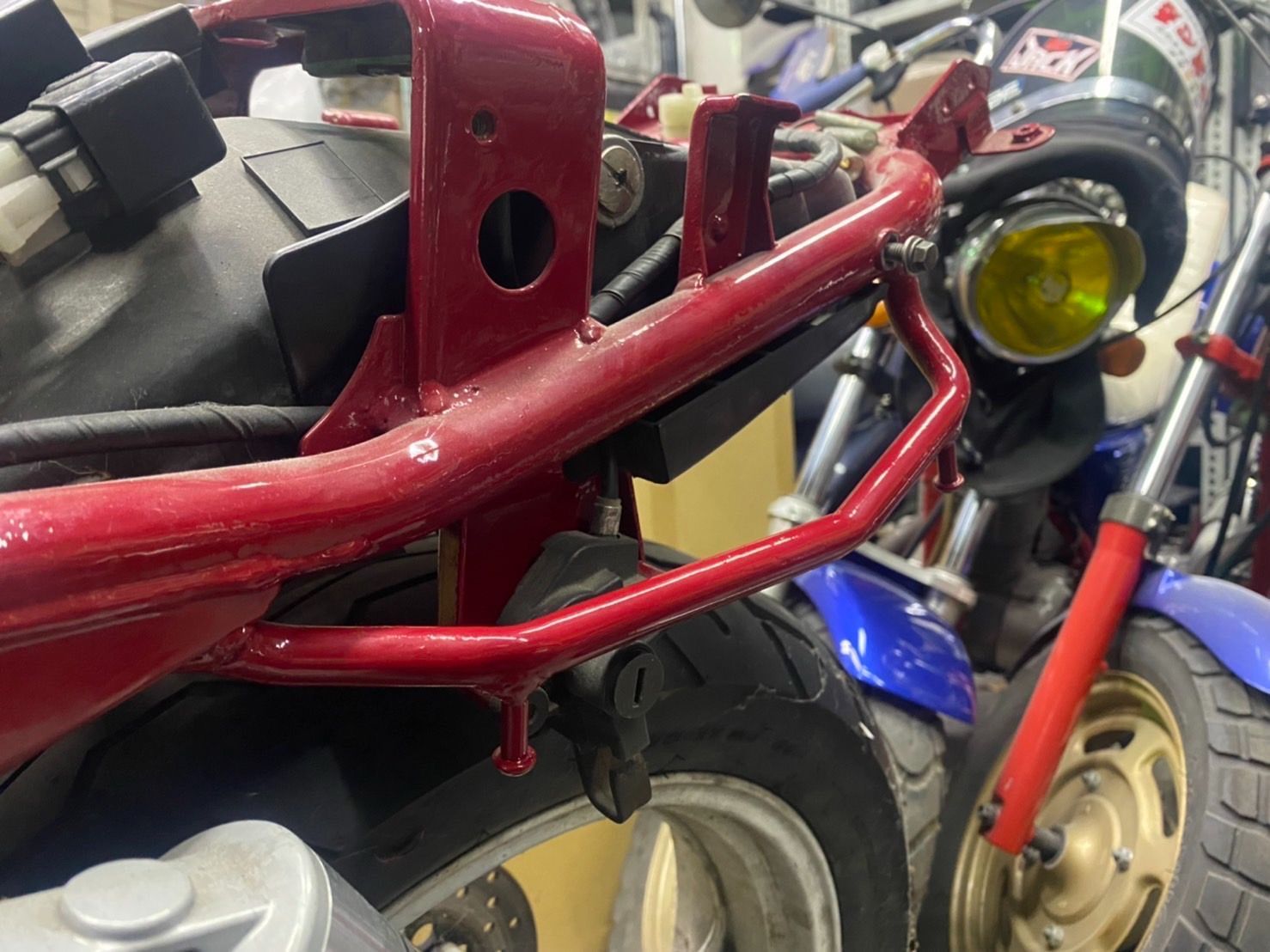 REDSTAGE XJR400 4HM オリジナル ドレスアップ タンデムバー BEET