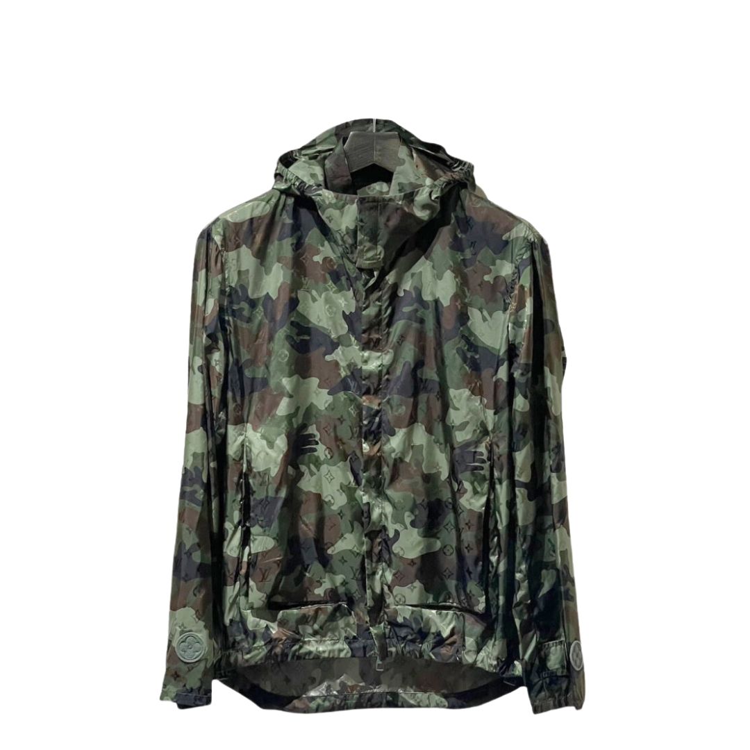 人気商品にて完売】ルイ・ヴィトン LOUIS VUITTON カモ ウィンド