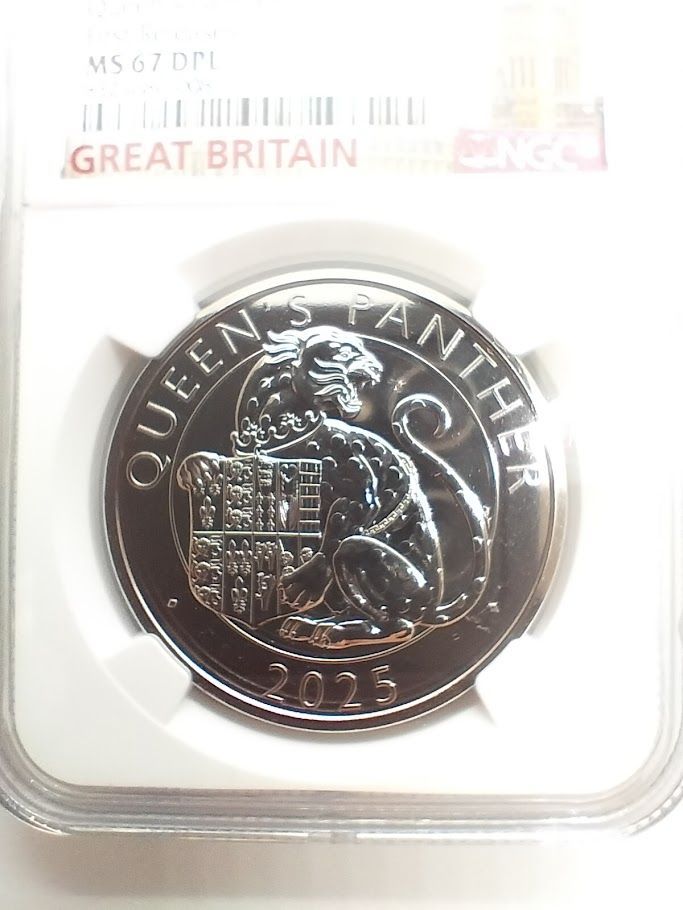 NGC MS67 DPL 2025年 英国 5PD クイーンズパンサー チューダービースト