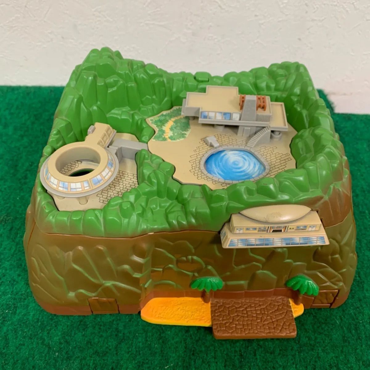 〇【レア】サンダーバード 秘密基地 トレーシーアイランド レトロ玩具