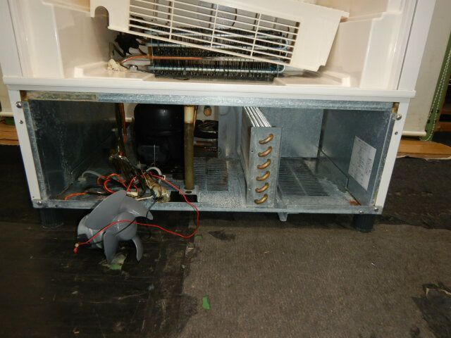 中古】2016年製 ホシザキ 冷蔵ショーケース SSB-70C2 棚2段