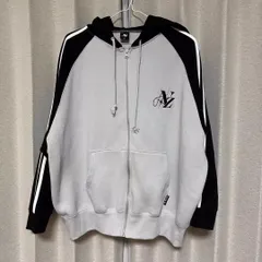 2026年最新】niziu パーカー awakeの人気アイテム - メルカリ