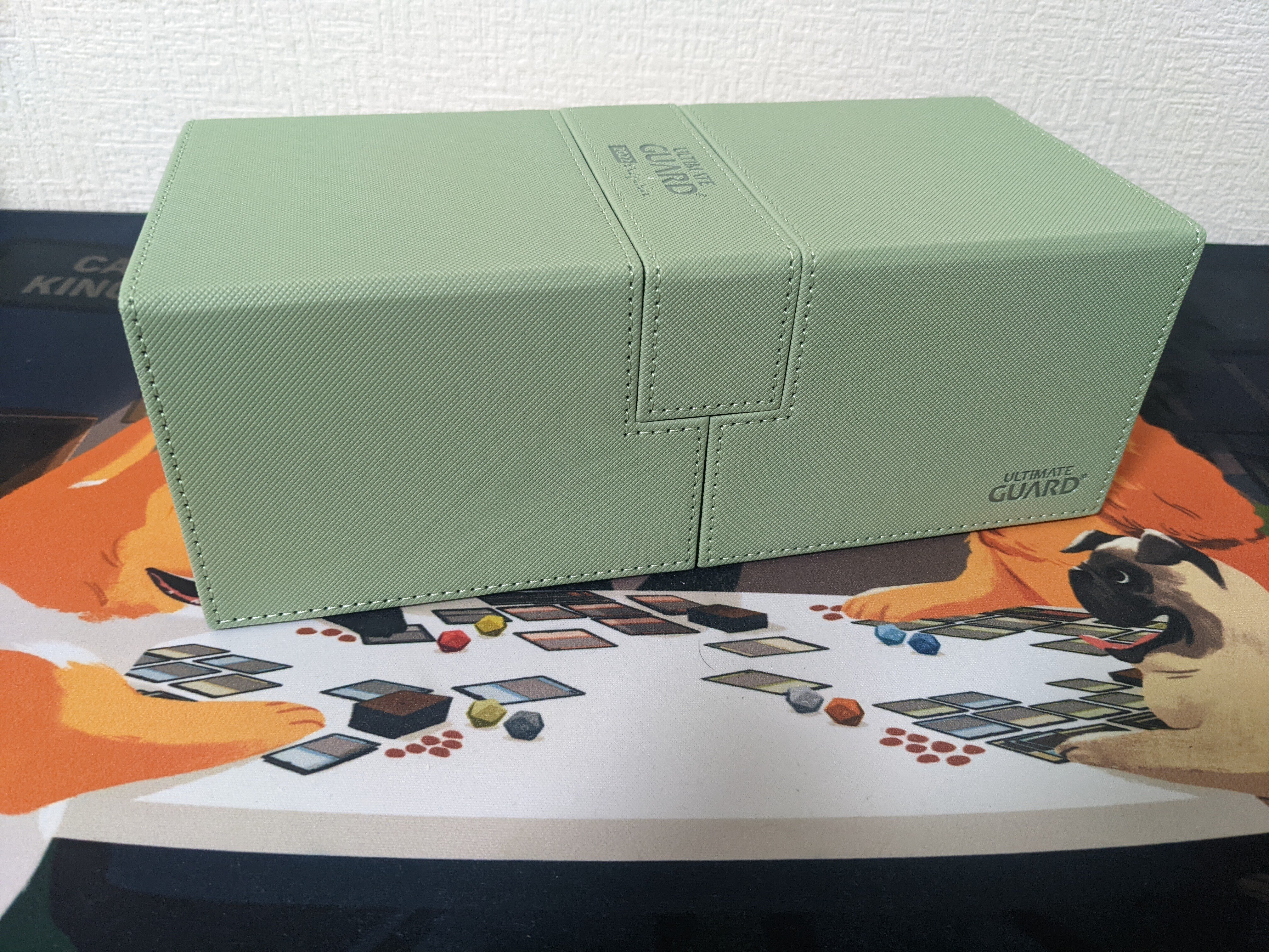 国内最速？】TWIN FLIP'N'TRAY 266+ UlTIMATE GUARD デッキケース商品