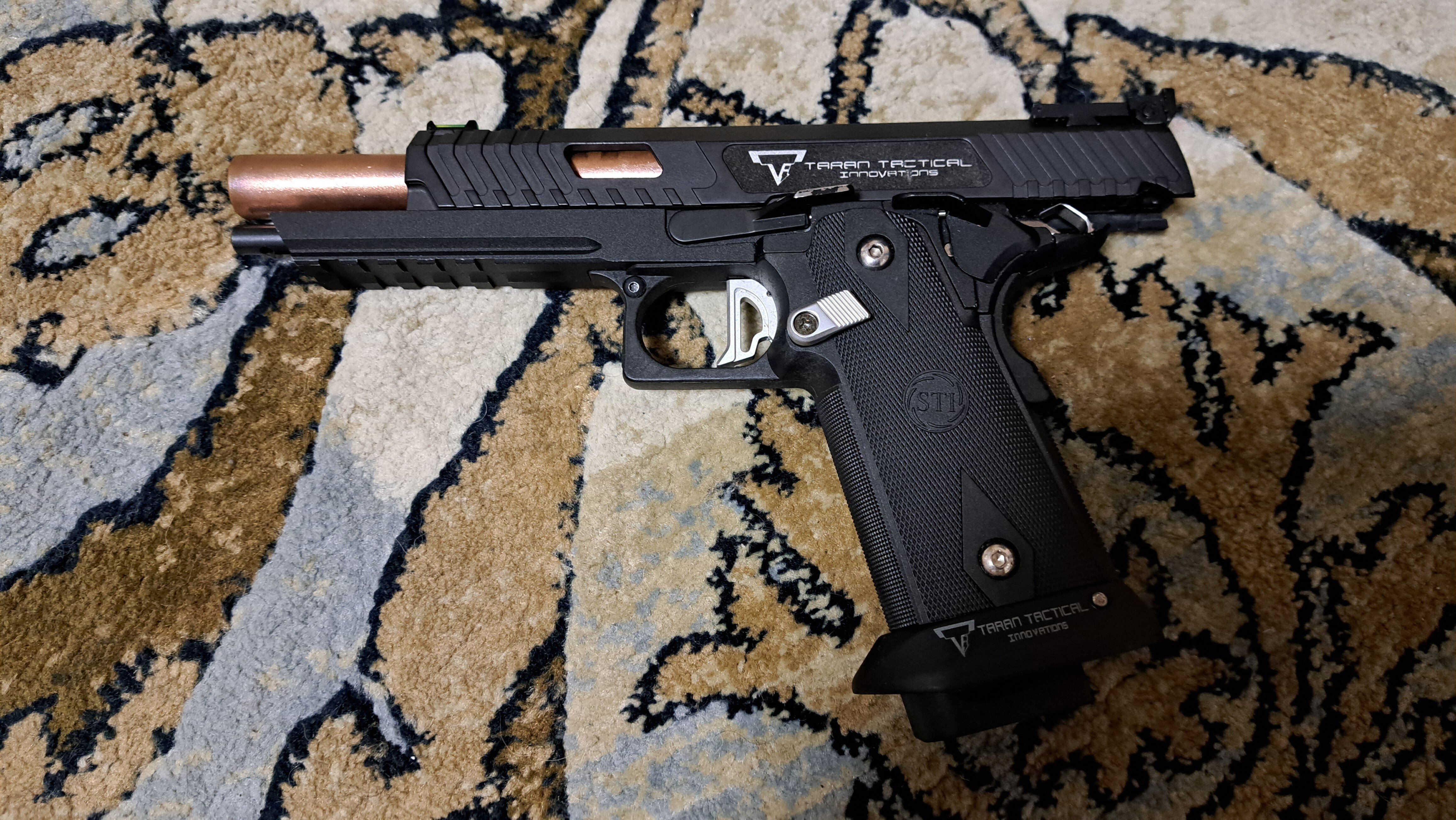 ハイキャパ カスタム作例 究極のハイキャパ VS 至高のハイキャパ VS