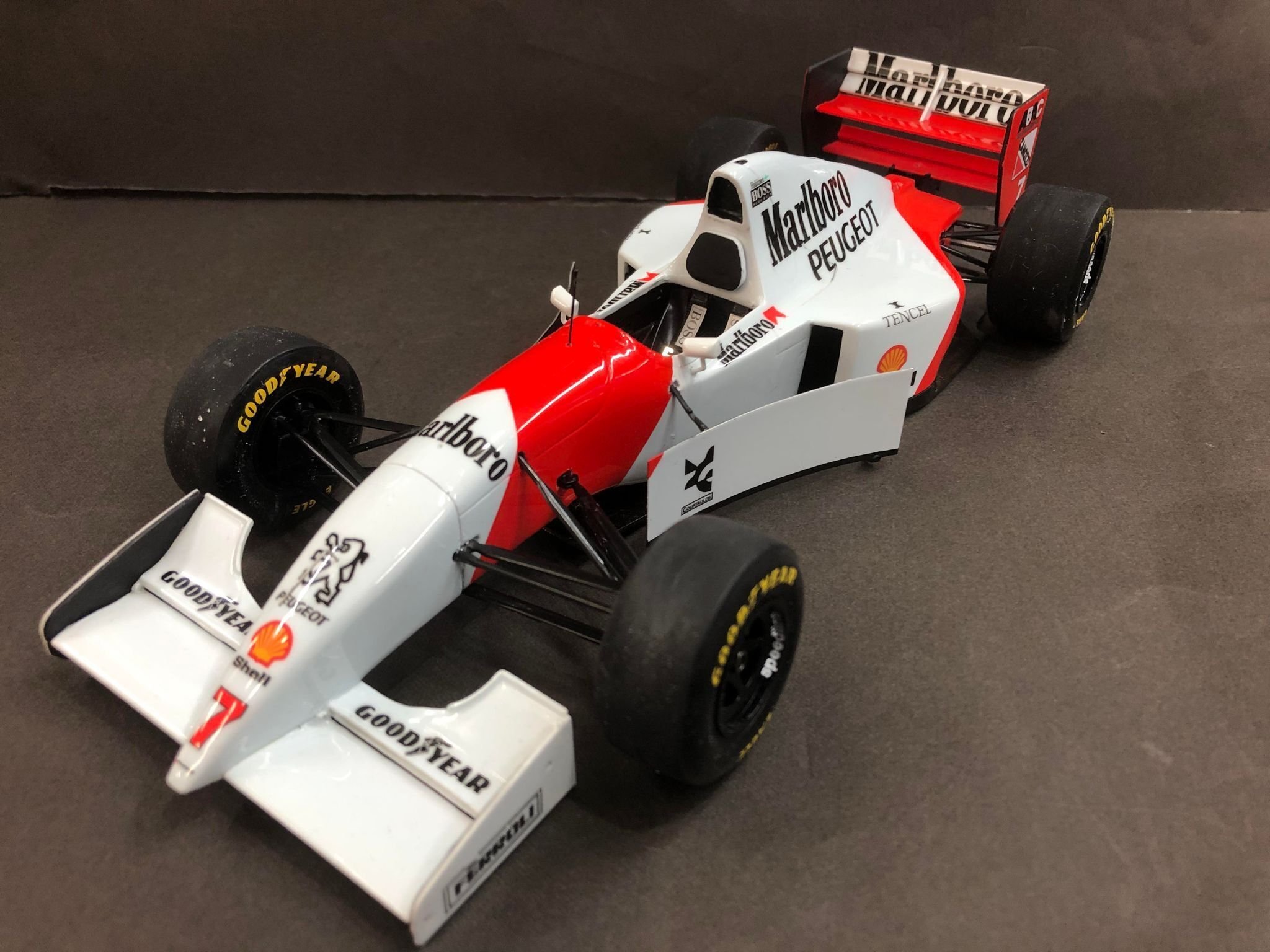 マクラーレンMP4/9」 ミカ・ハッキネン｜Finisher's