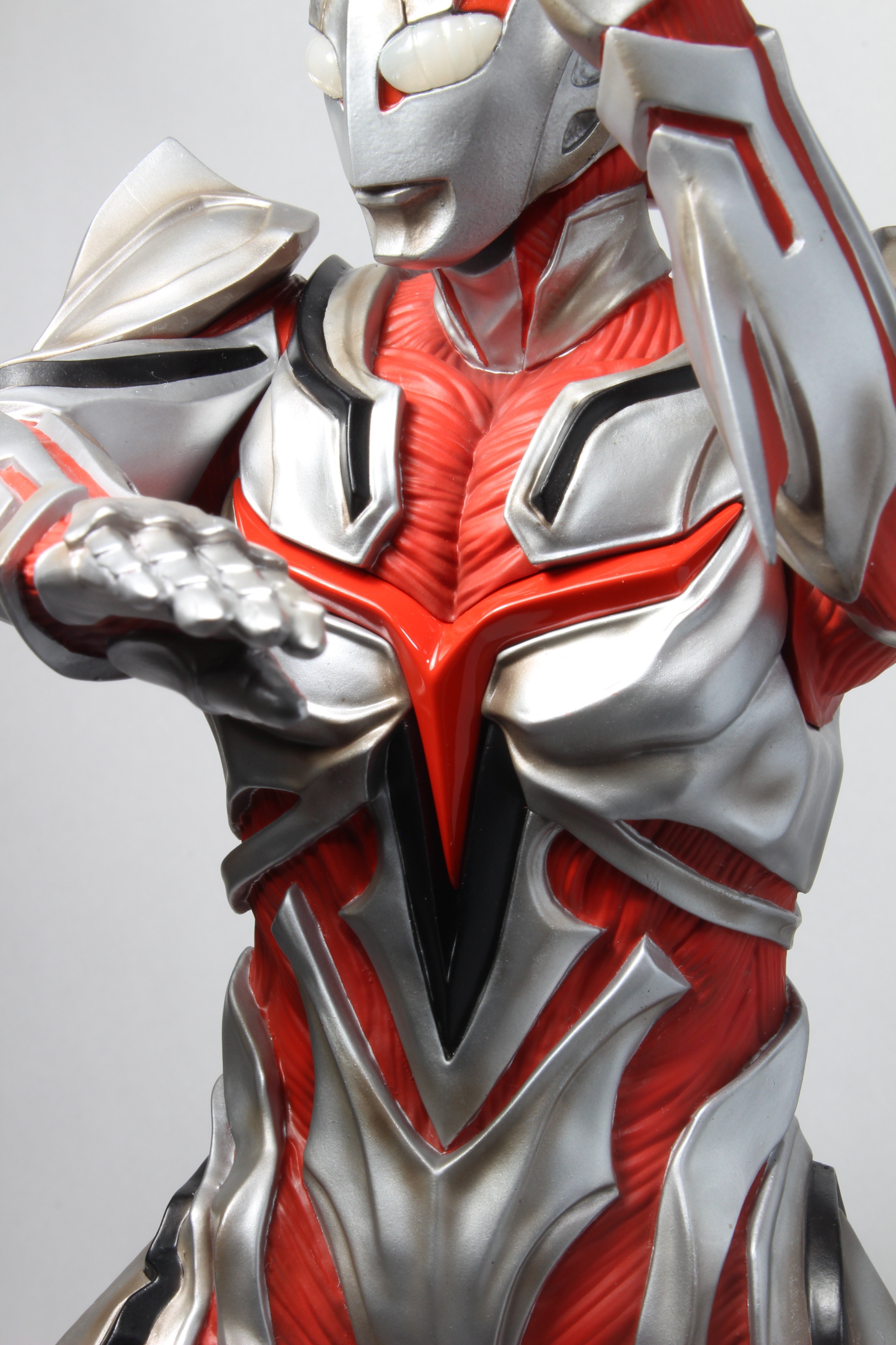 虹光工房 「ウルトラマン・ザ・ネクスト （ジュネッス）」｜アシム