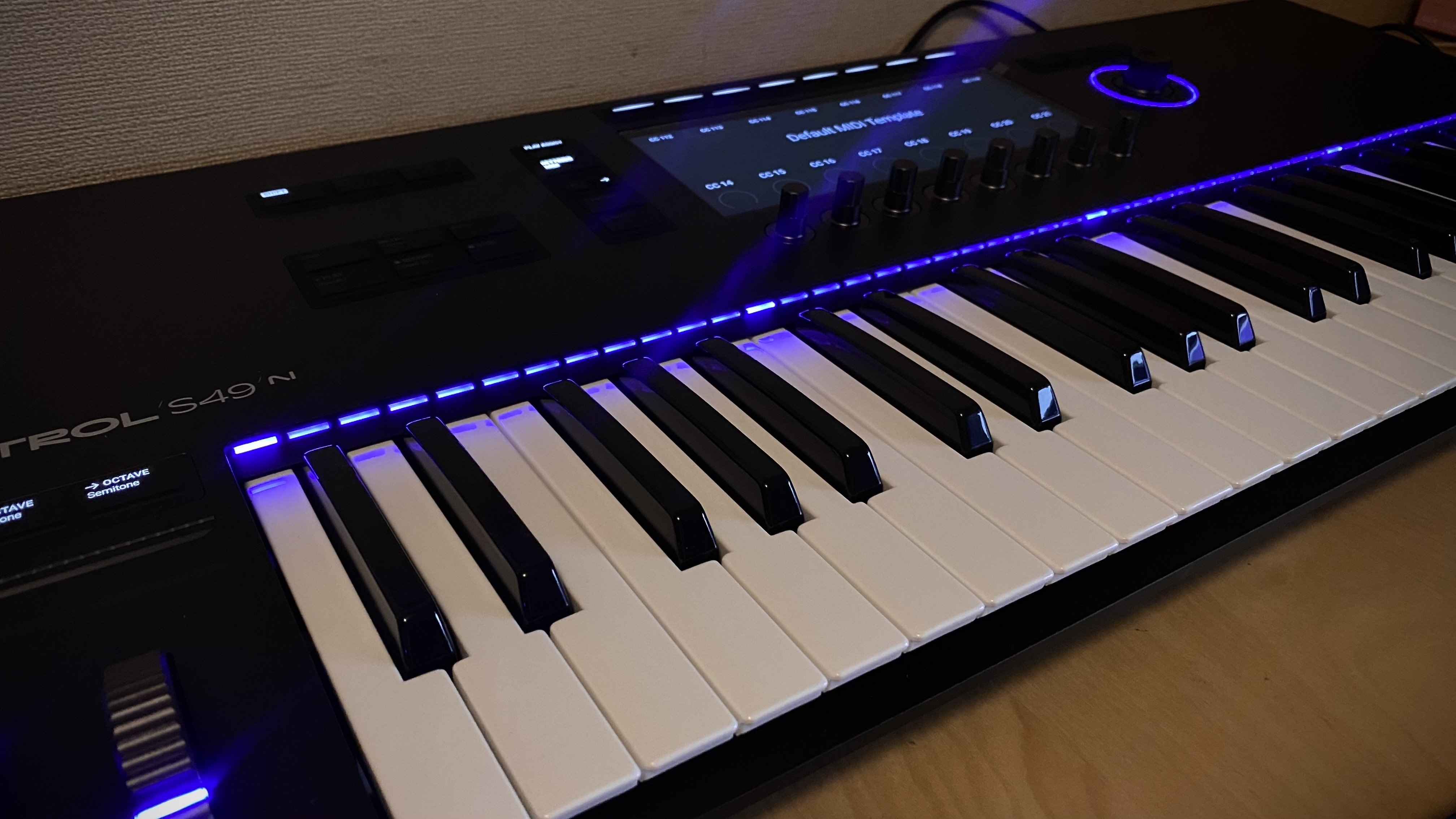 Kontrol S49 MK3の導入がめんどくさかった話｜freenia re: