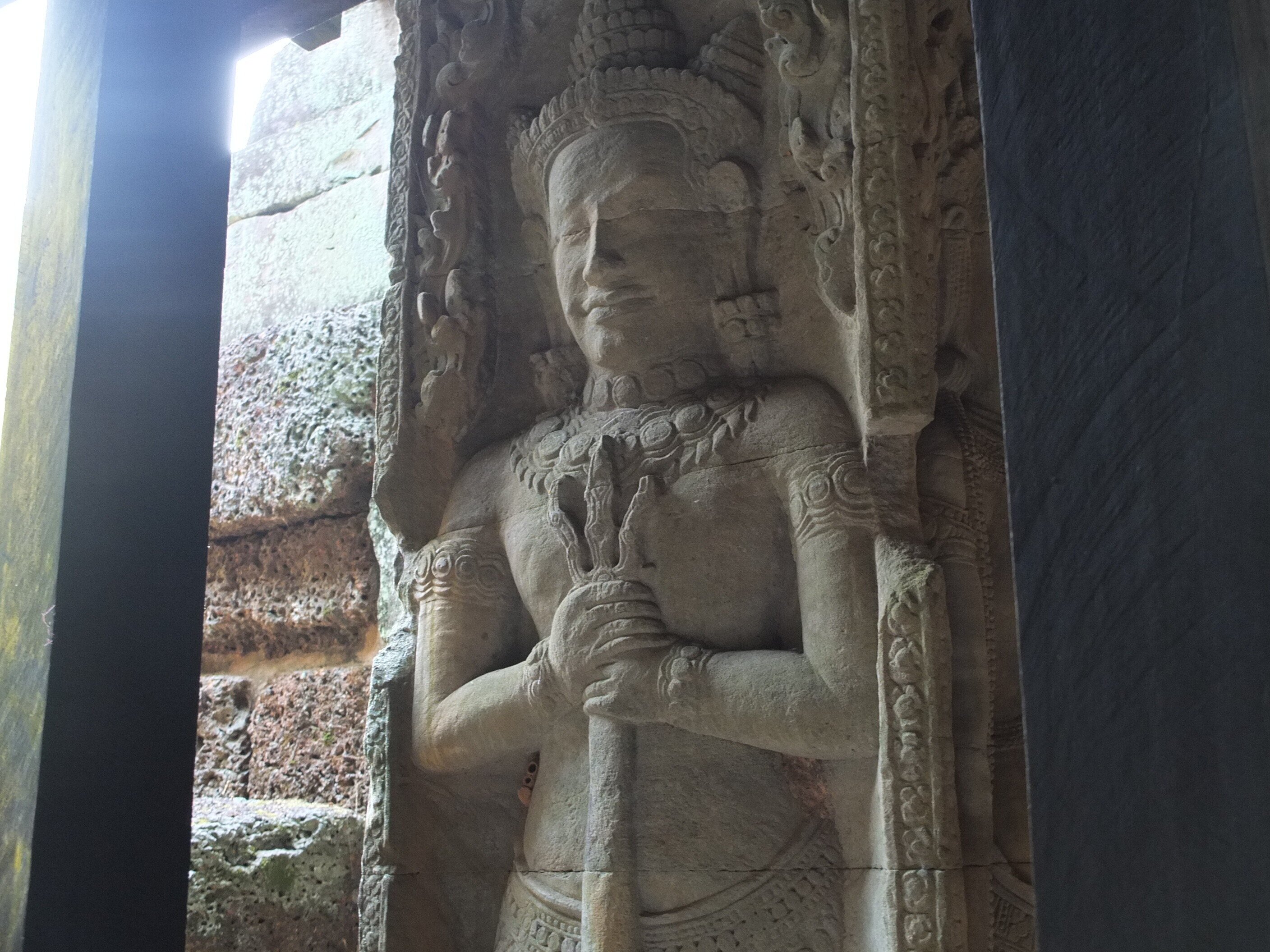 遺跡探訪112】 ジャヤヴァルマン7世の正妻・後妻像？(Preah Khan,12