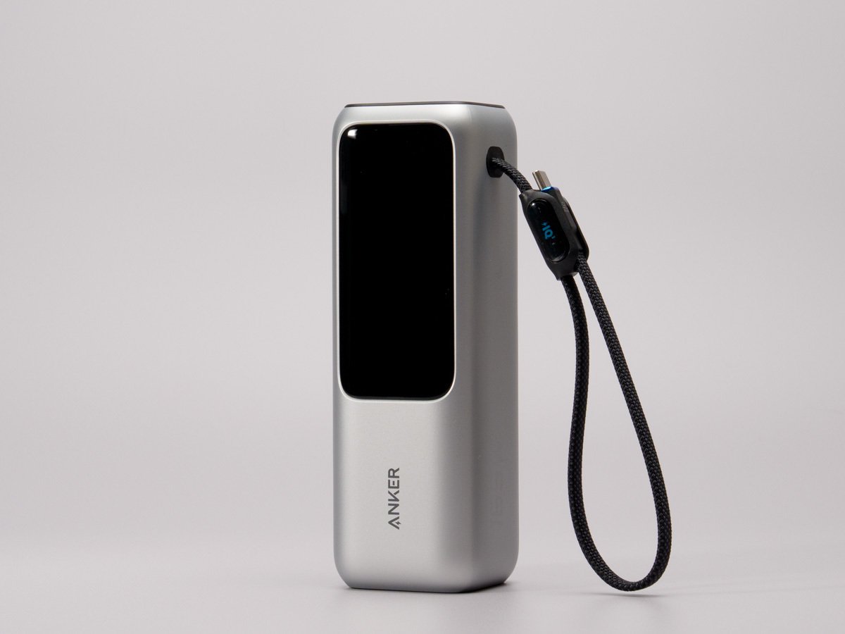 内蔵ケーブルがさらに進化！Anker Power Bank (25000mAh, Built-In