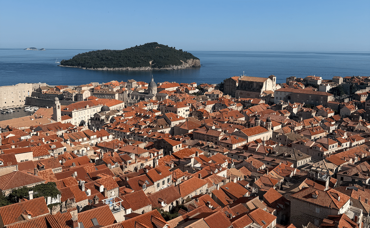 世界一周 #16 クロアチア🇭🇷 アドリア海の真珠・ドブロブニクへ｜ぴかし