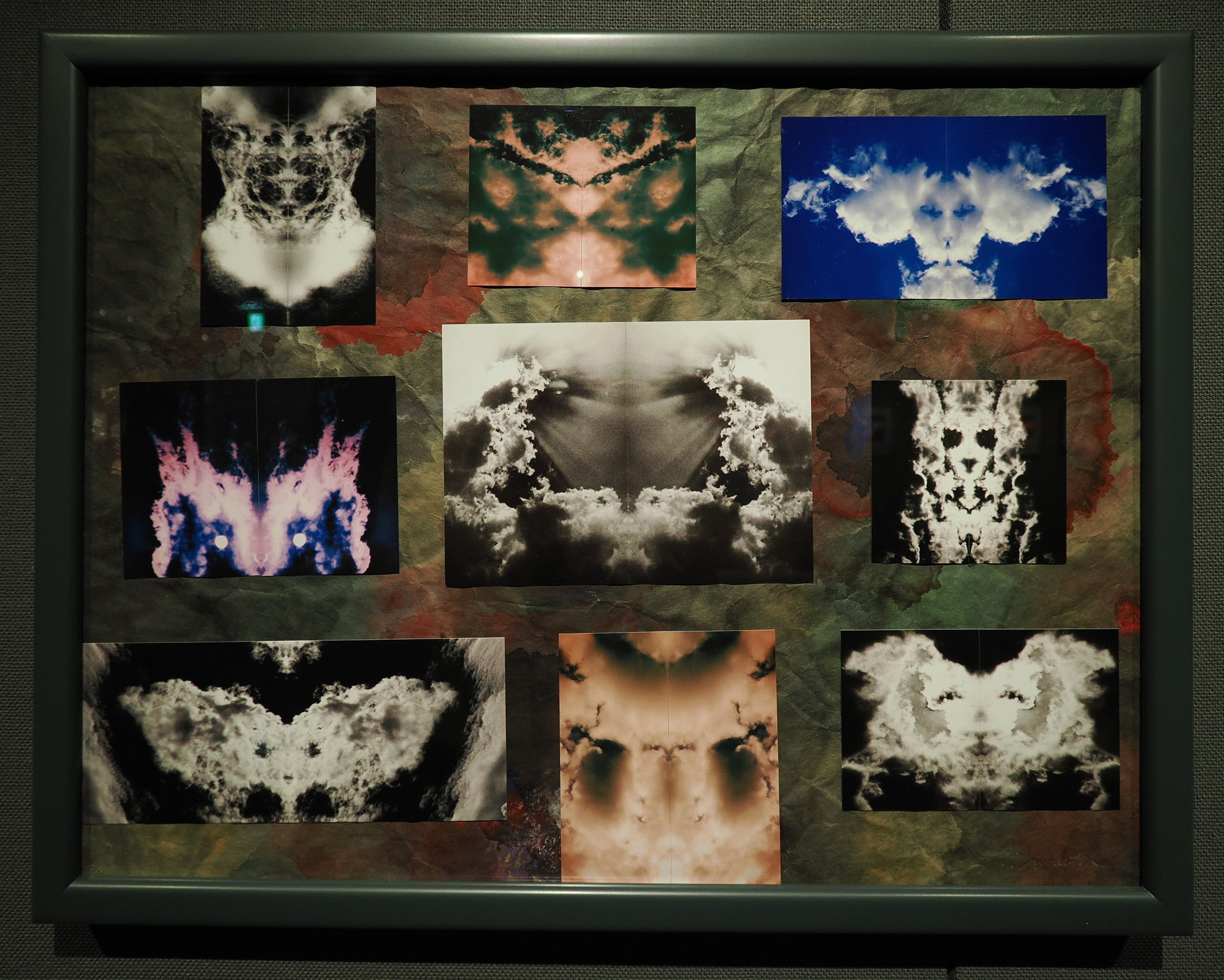 無限に広がるシンメトリーの可能性。内藤忠行写真展「写真の彼方 part3