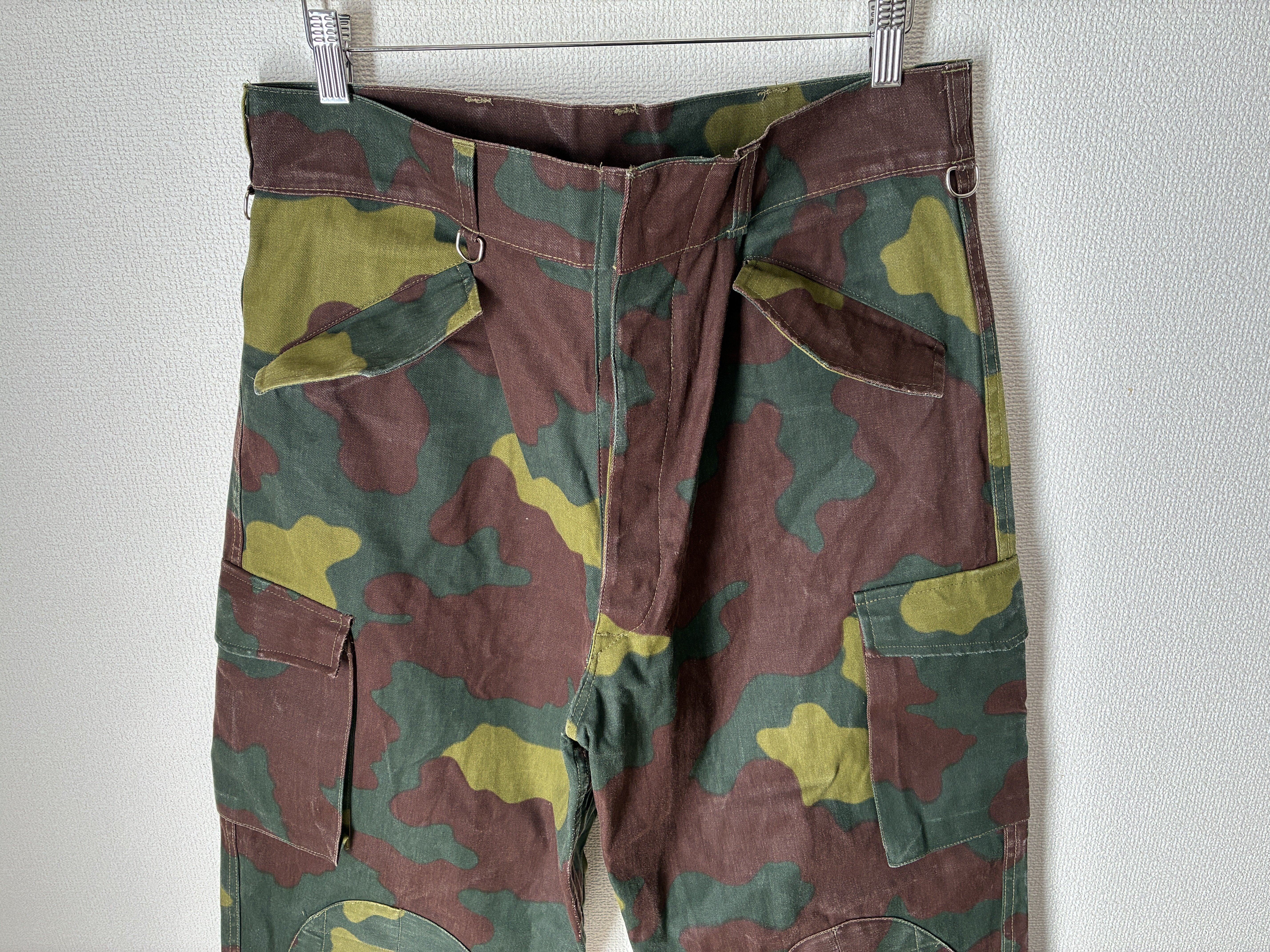 レビュー】イタリア軍 パラトルーパーパンツ サンマルコカモの外観