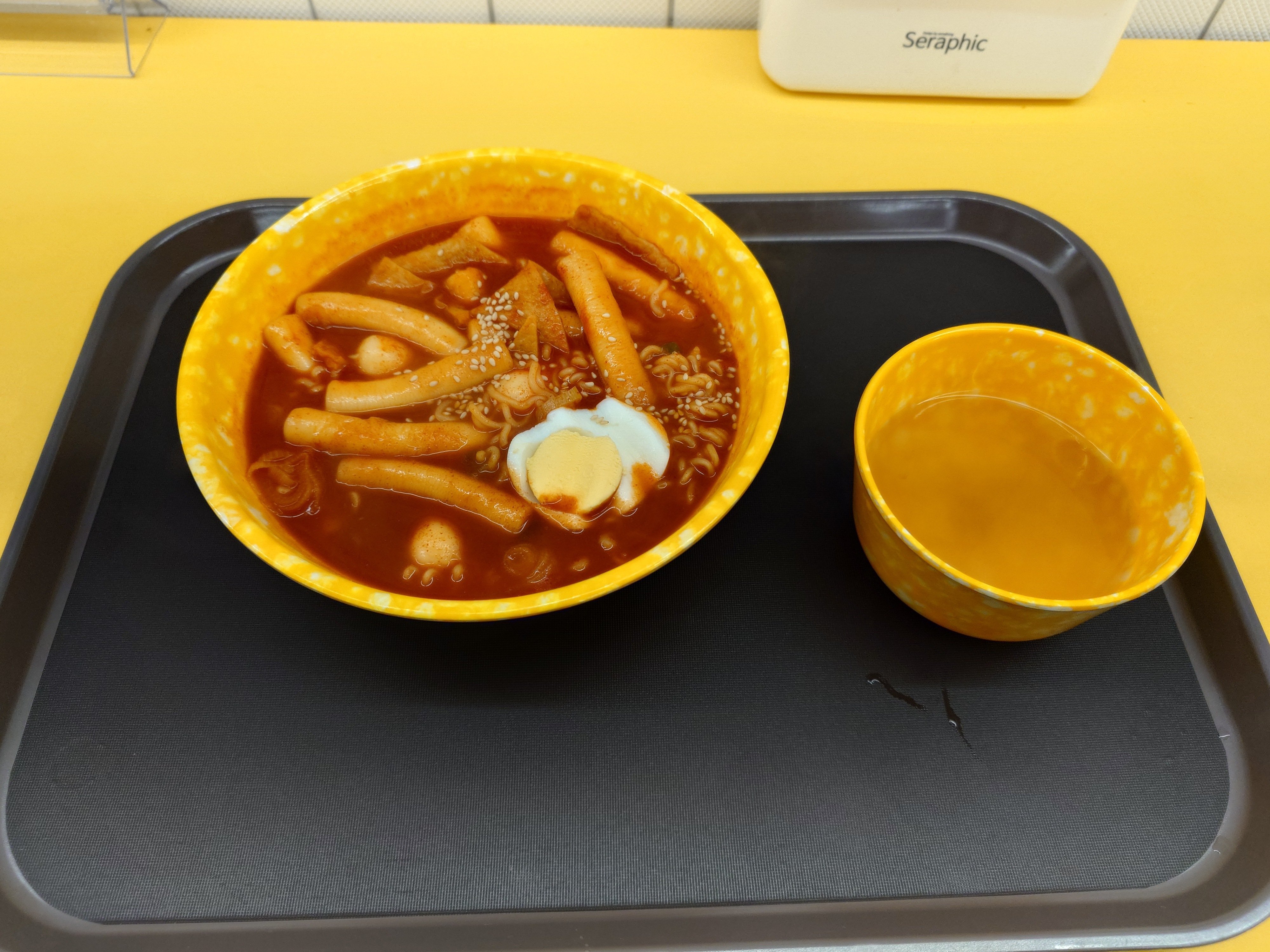 明洞でトッポギ食べたぞって話【韓国ソウル旅行】｜ぱりとる