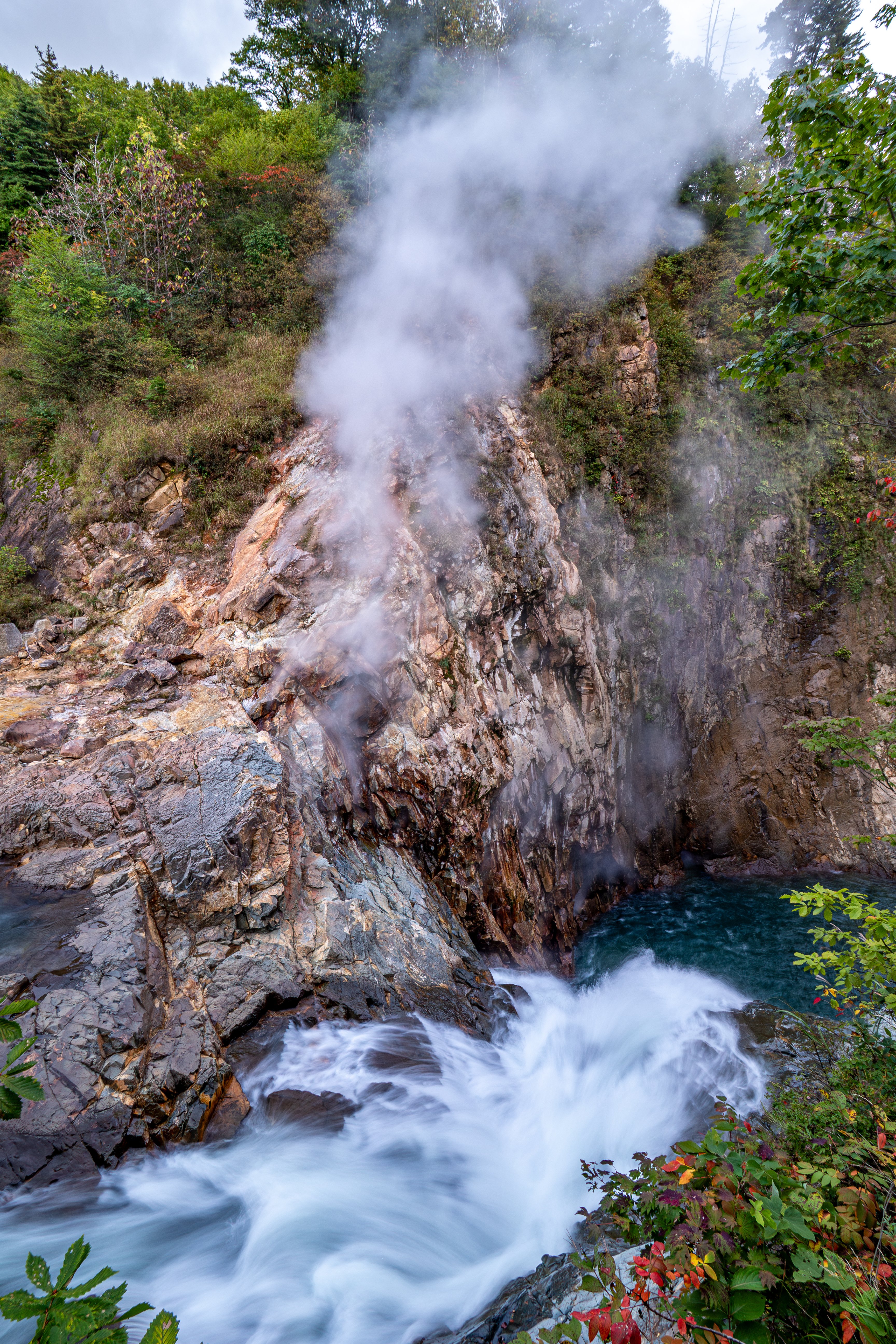 烏帽子岳の冬支度」フォトエッセイ・里山スケッチ（岩手日日新聞 2022