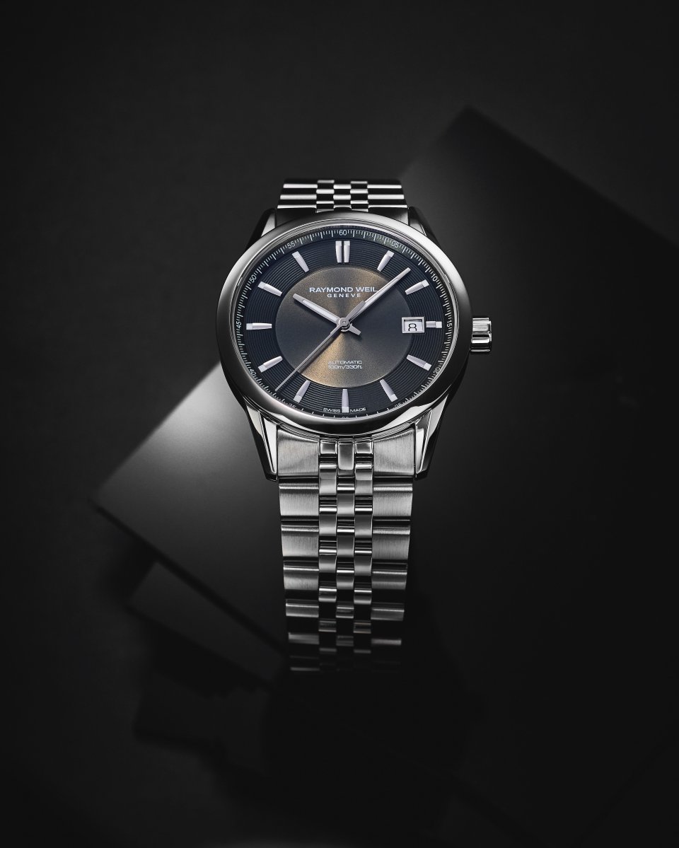 レイモンド・ウェイルが「フリーランサー」38mm径モデルを発売