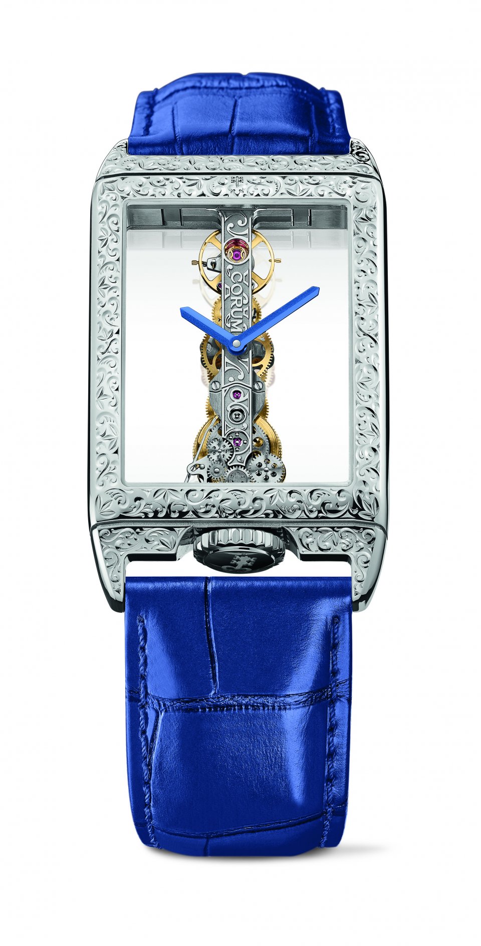 コルムのアイコニックピース「ゴールデンブリッジ」の40周年を記念して