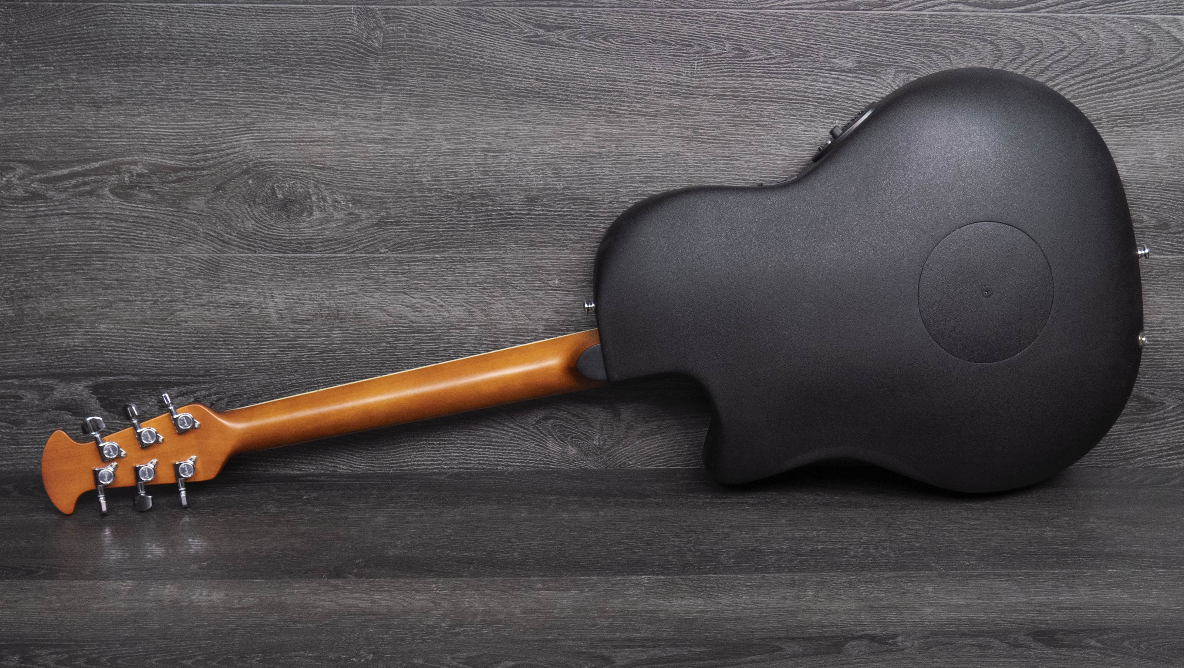 Ovation CE48P-TGE-G Celebrity Elite Plus, Super Shallow, Tiger Eye