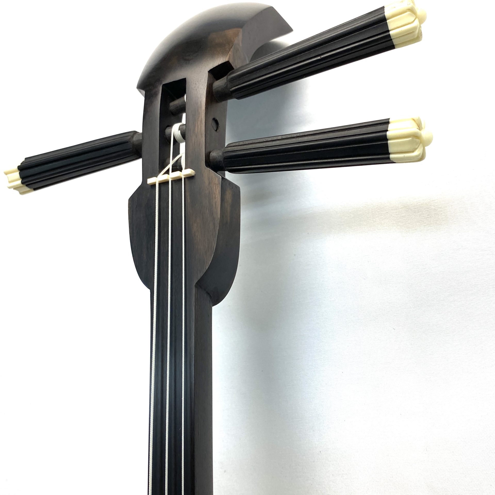 縞黒檀与那城型三線 – 池武当新垣三線店