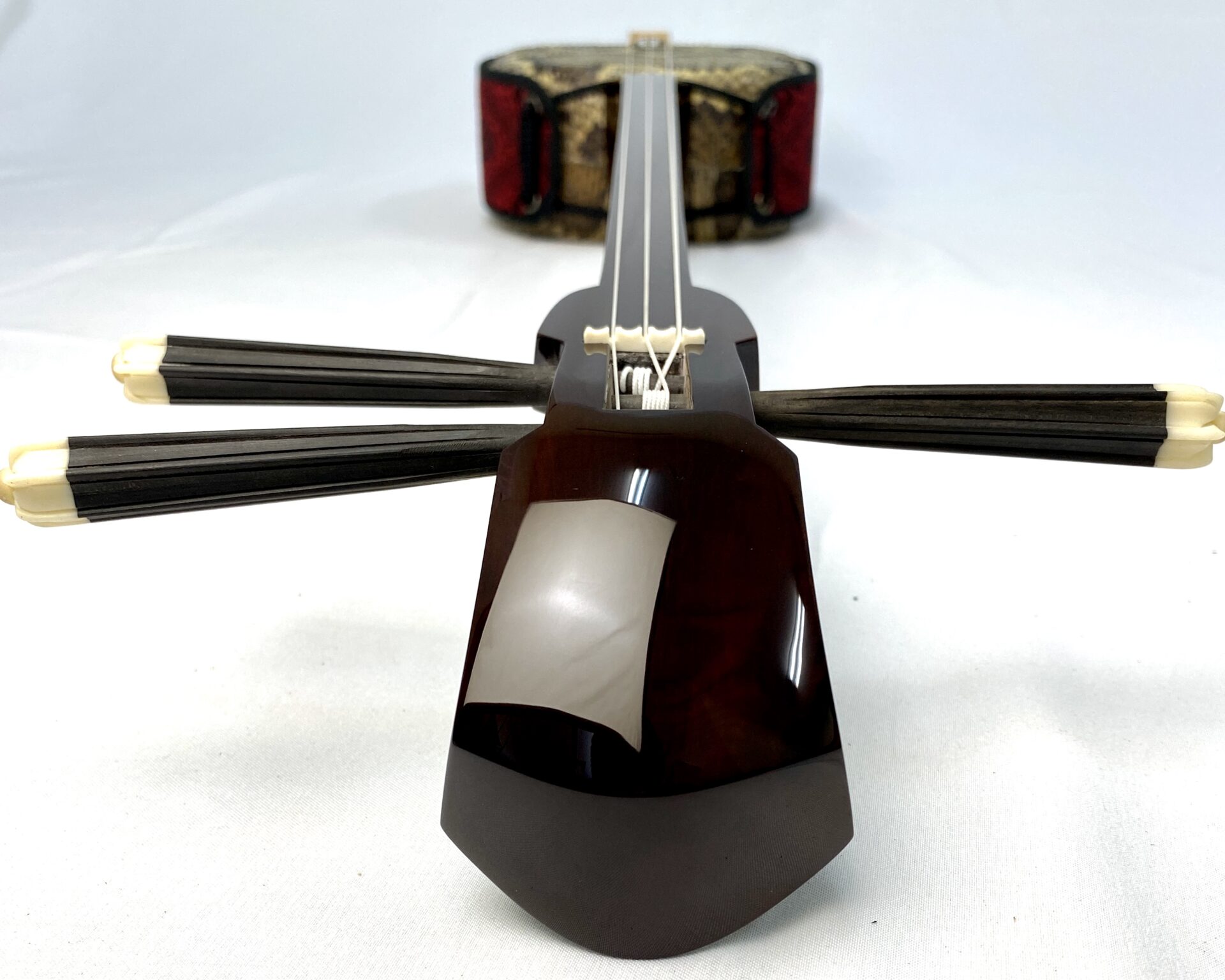 ゆし木真壁型三線 – 池武当新垣三線店