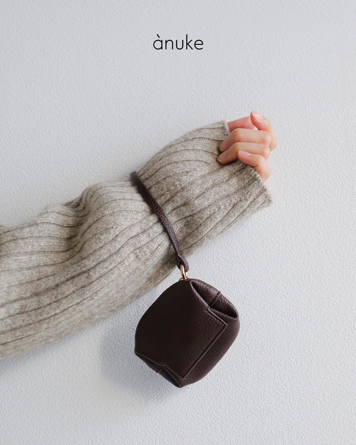 anuke アンヌーク エコレザー ウエスト ミニ ポーチ “Ecoleather Waist