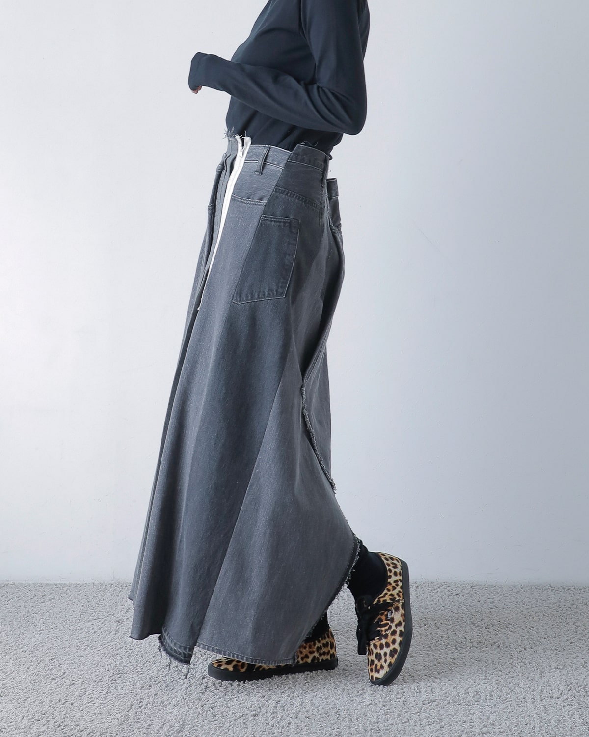 KURO クロ リメイク デニム プリーツ スカート “REMAKE DENIM MARK VI