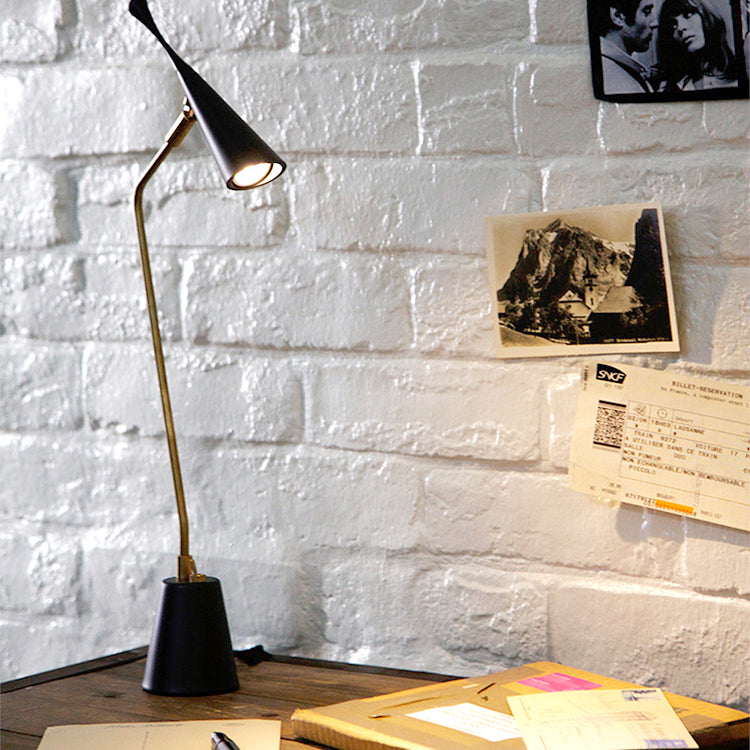 Gossip-LED desk light｜ARTWORKSTUDIO公式