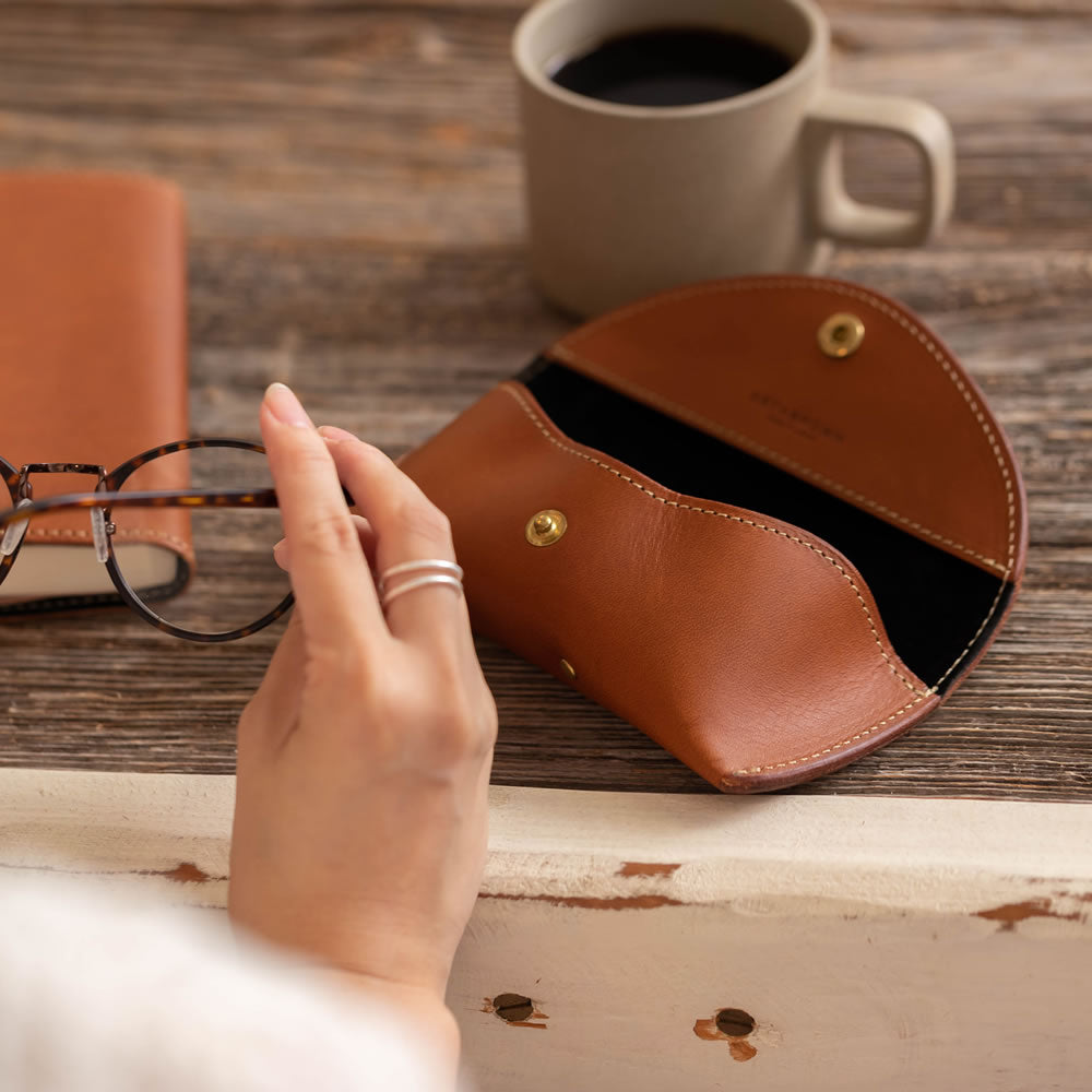 メガネケース 眼鏡ケース 革 名入れ LGF00001AB – ARTBROWN 革小物