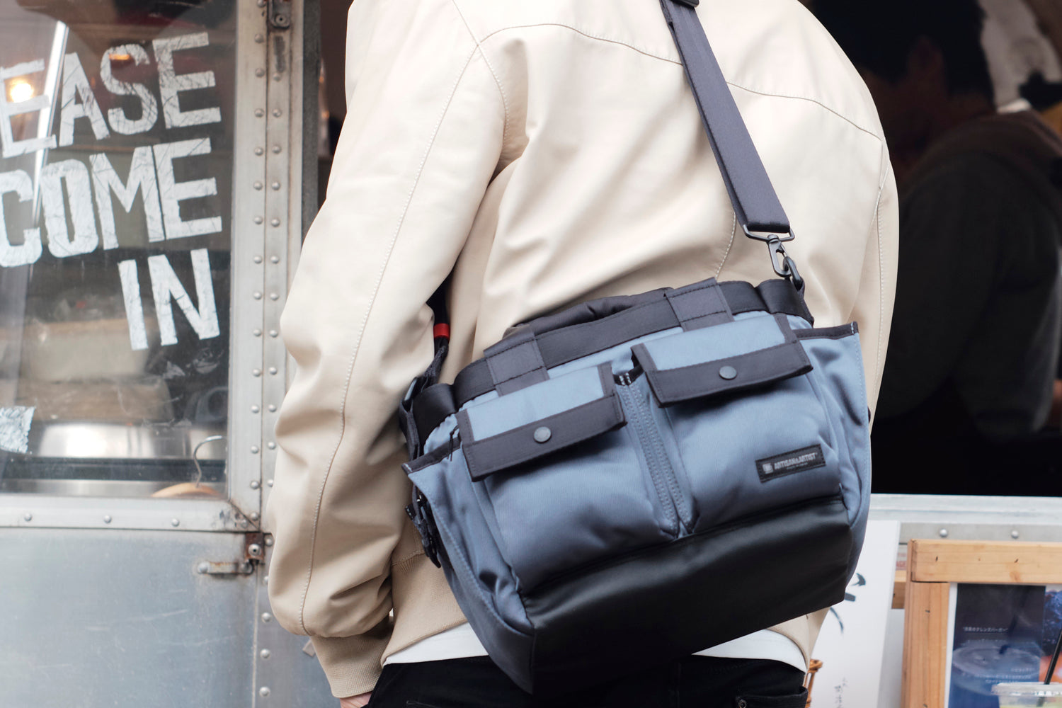 GDR-211N Small City Camera Bag | Compact Shoulder Tote | Artisan