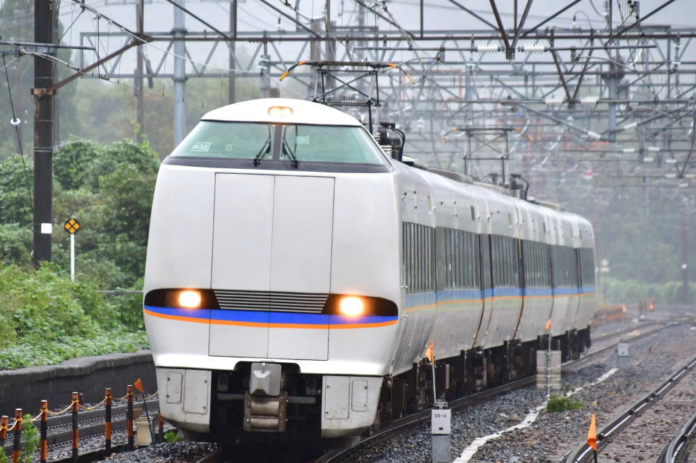 ATSUSHI Train Museum」 JR西日本683系