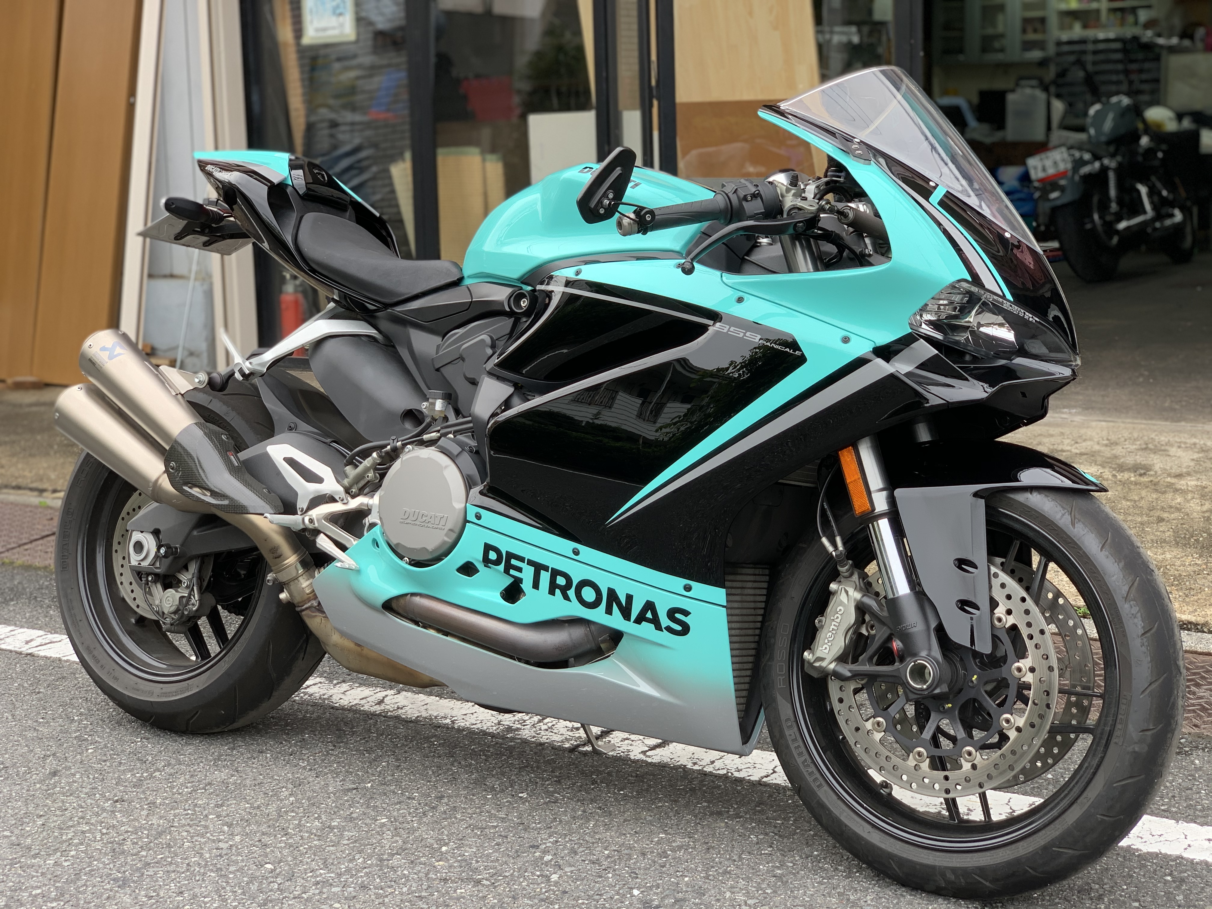 カスタムペイント レプリカ - ART WAVE(アートウェーブ)