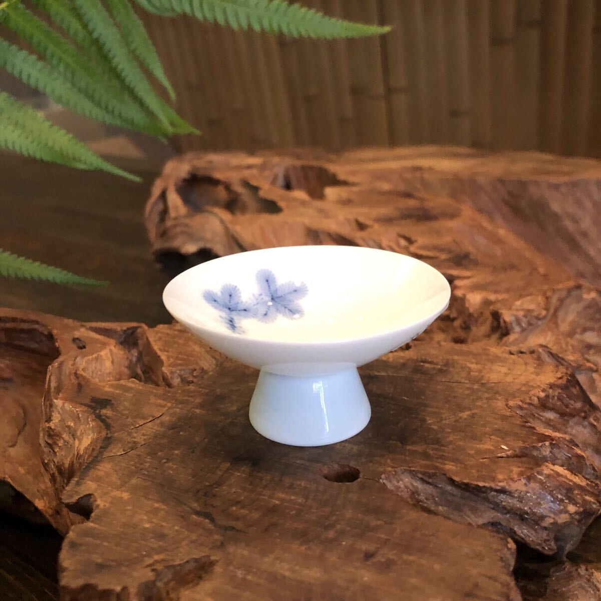 鍋島焼 ぐい呑の値段と価格推移は？｜3件の売買データから鍋島焼